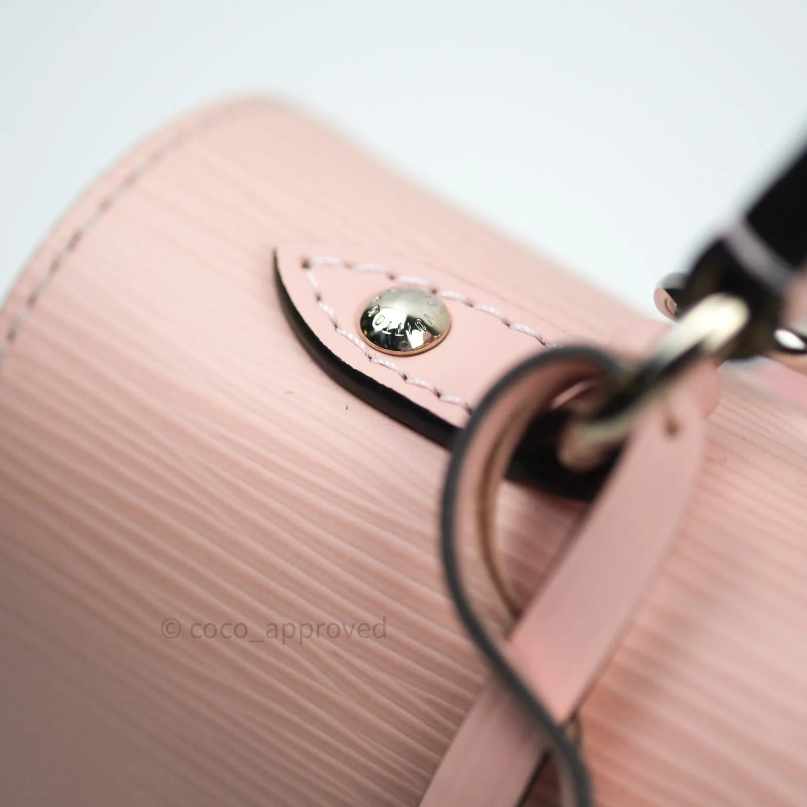 Louis Vuitton Epi Cluny MM Rose Ballerine