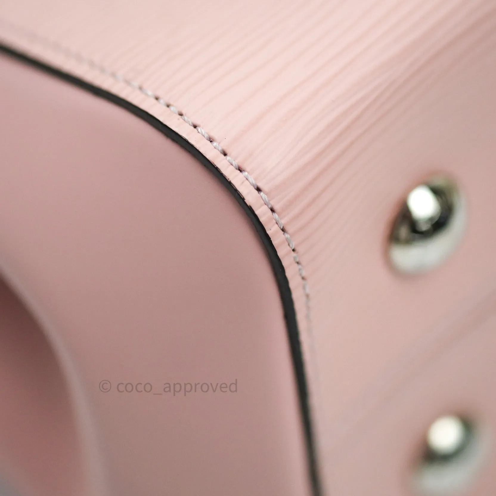 Louis Vuitton Epi Cluny MM Rose Ballerine