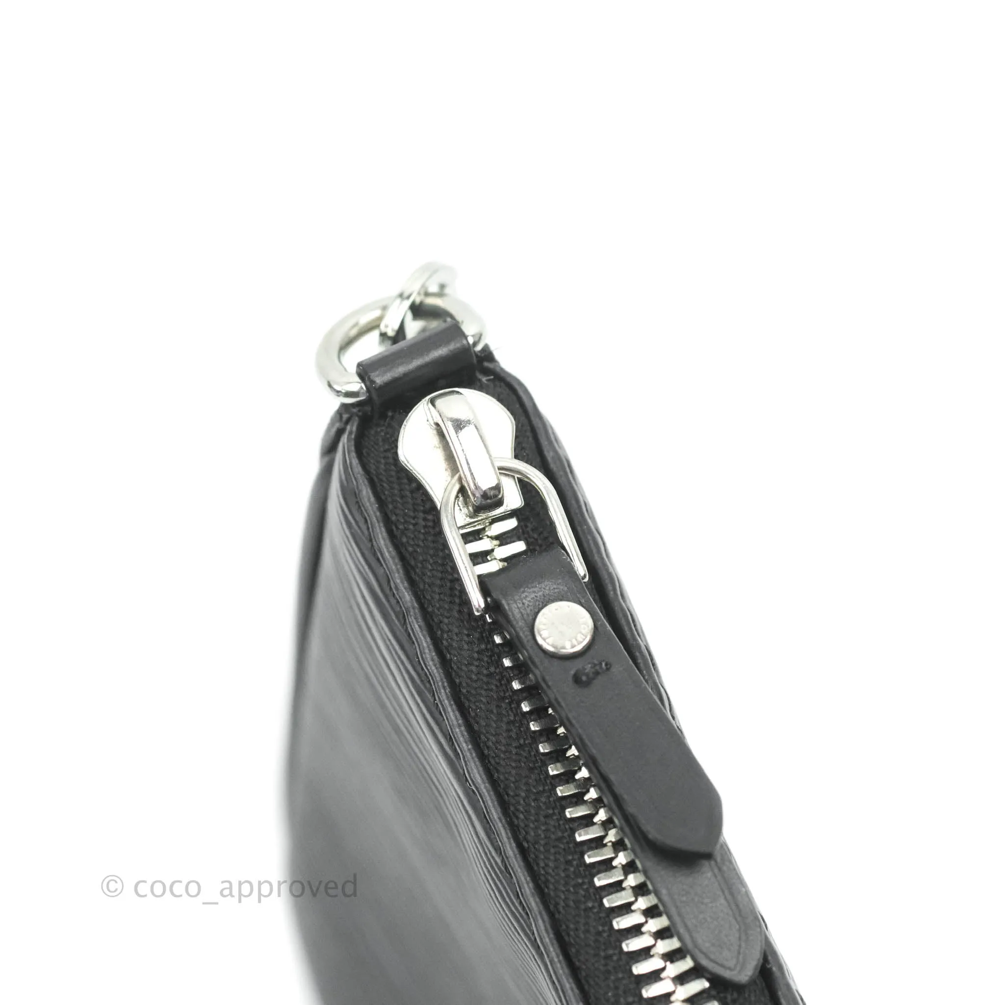 Louis Vuitton Epi Easy Pouch On Strap Black