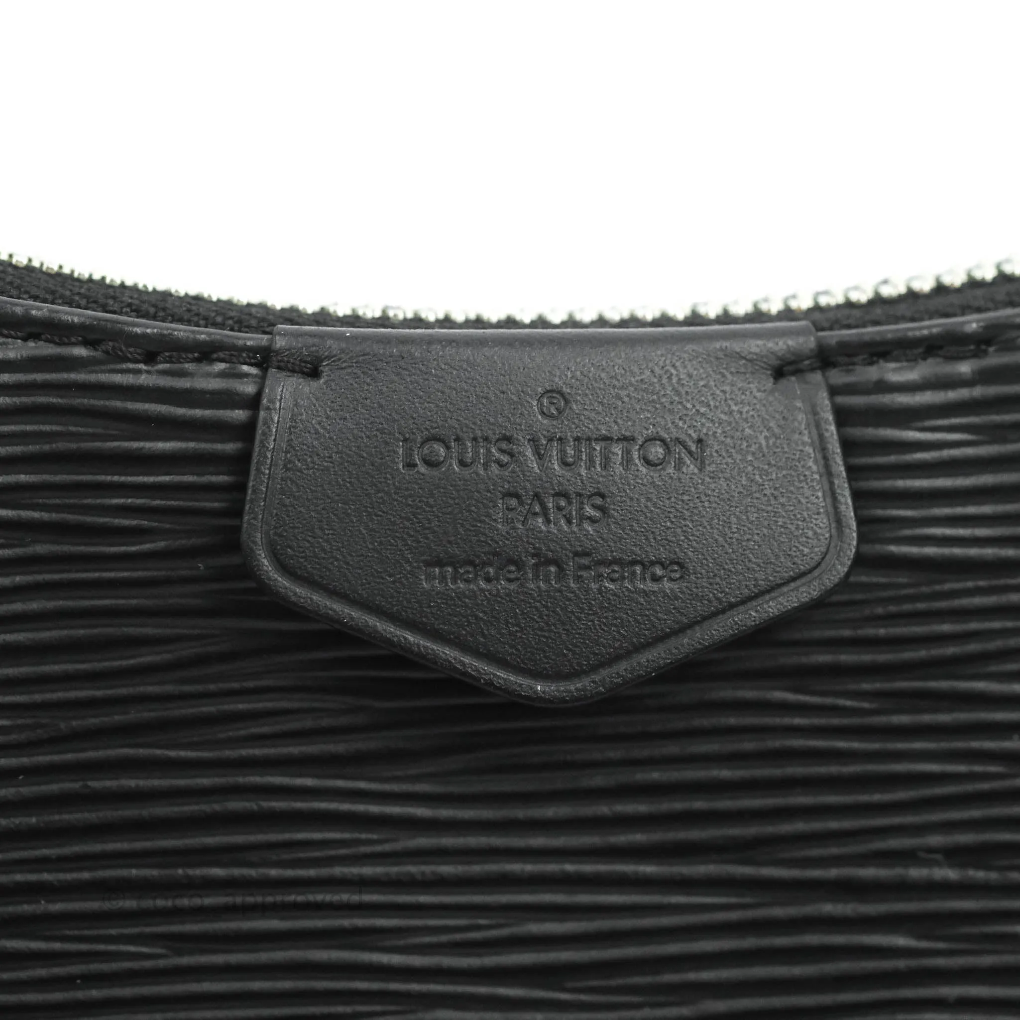 Louis Vuitton Epi Easy Pouch On Strap Black