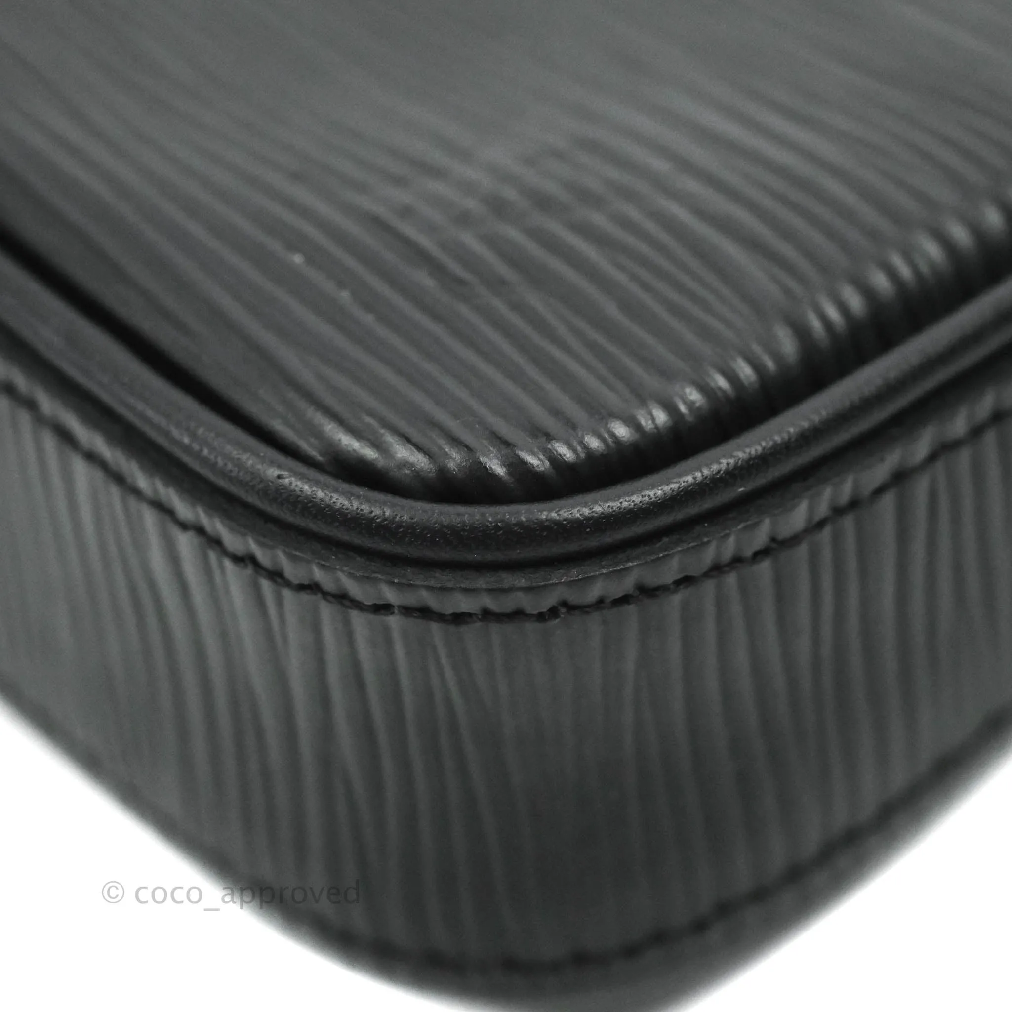 Louis Vuitton Epi Easy Pouch On Strap Black