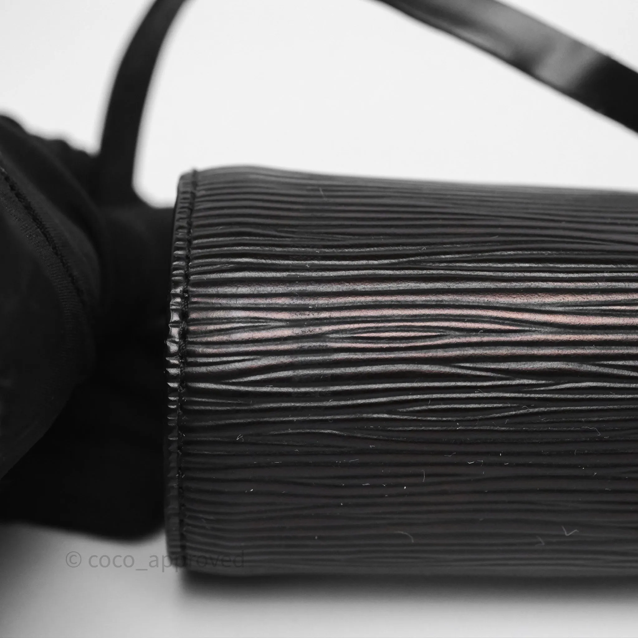 Louis Vuitton Epi Soufflot Bag Black Gold Hardware