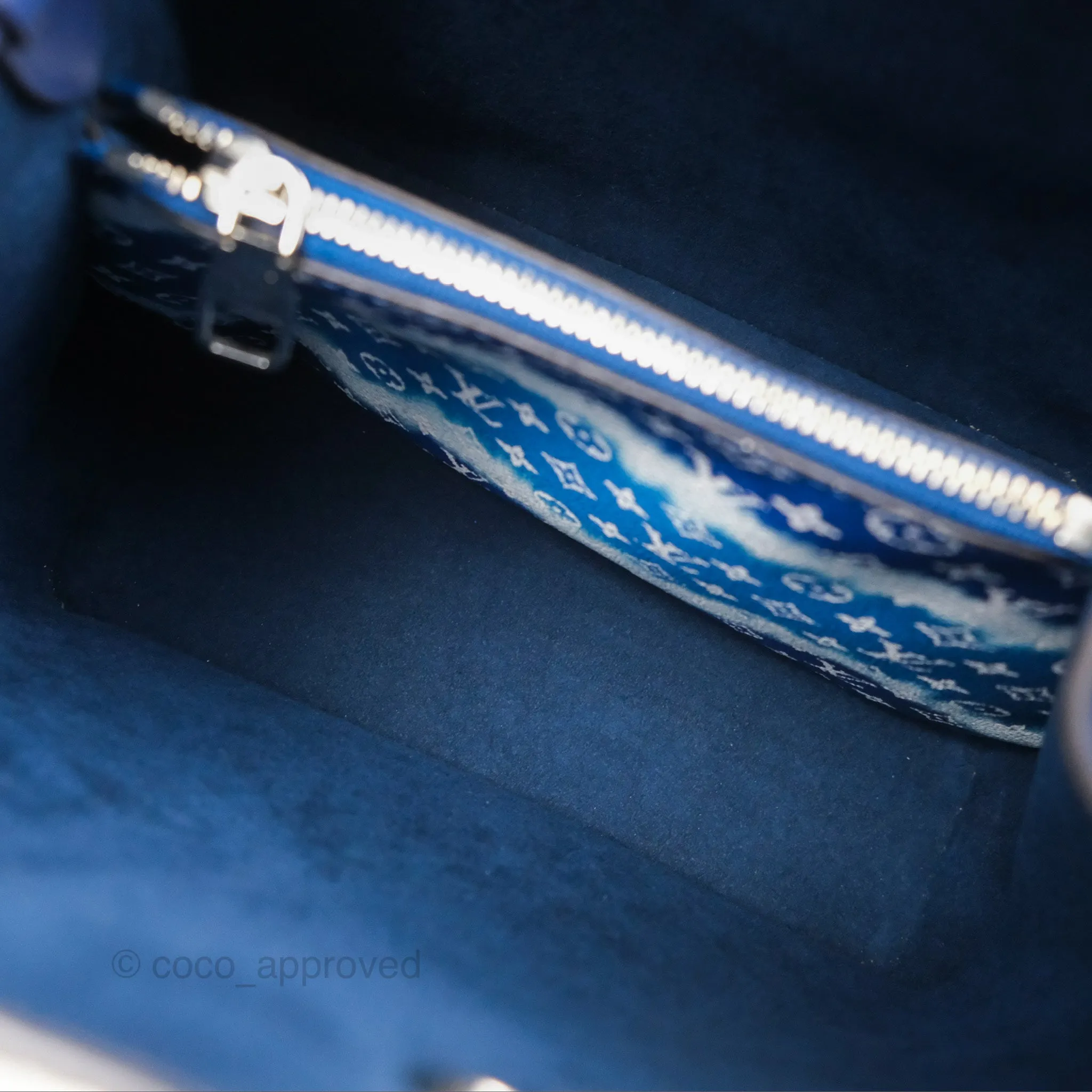 Louis Vuitton Escale Nono MM Monogram Blue
