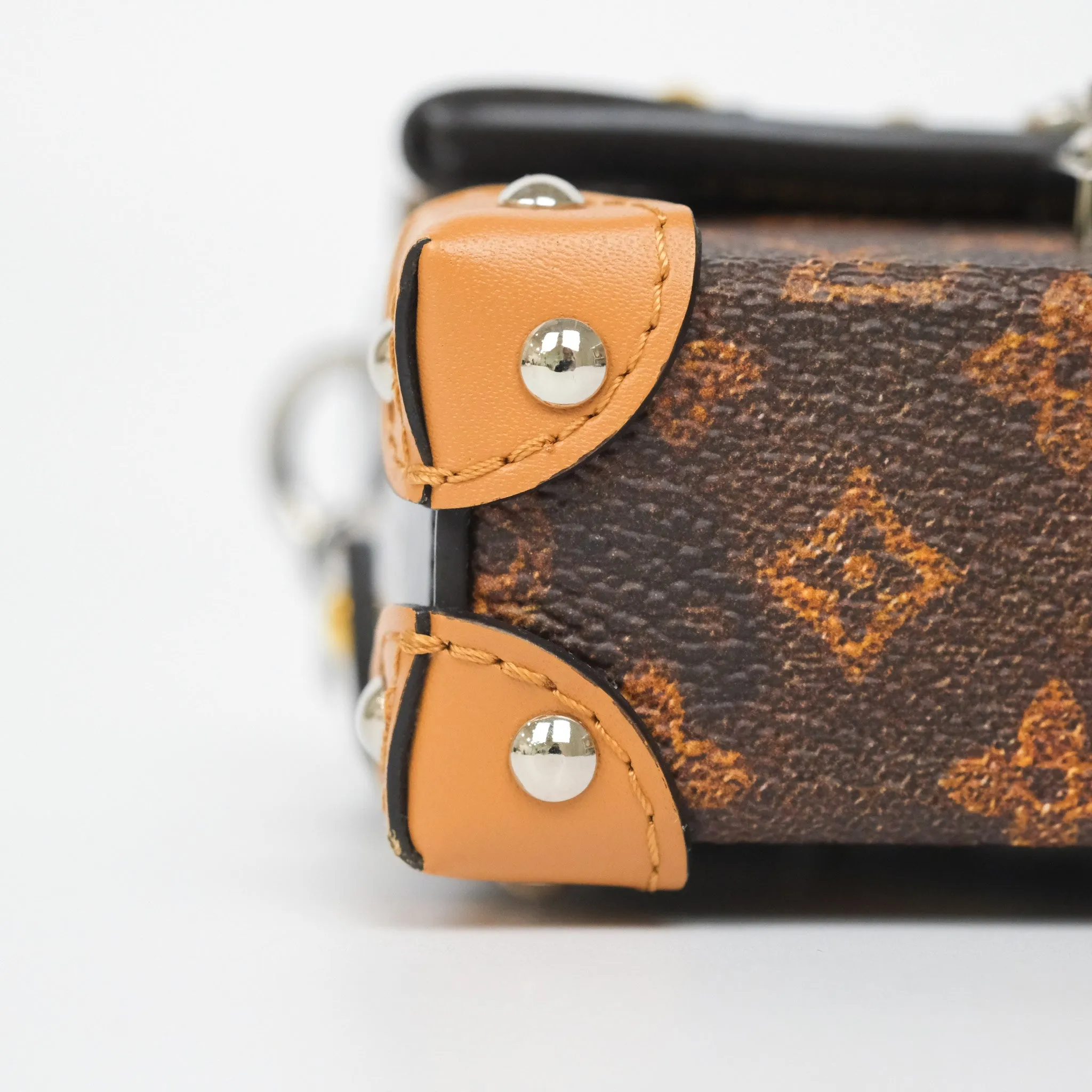 Louis Vuitton Essential Trunk Pouch Monogram Canvas