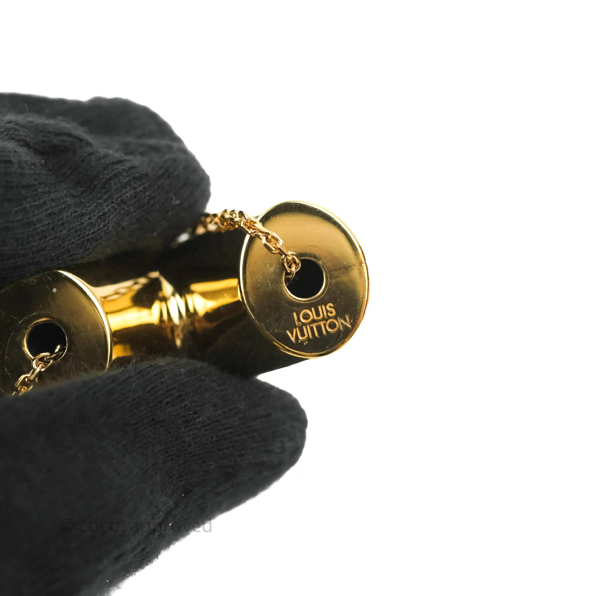Louis Vuitton Essential V Necklace Gold Hardware