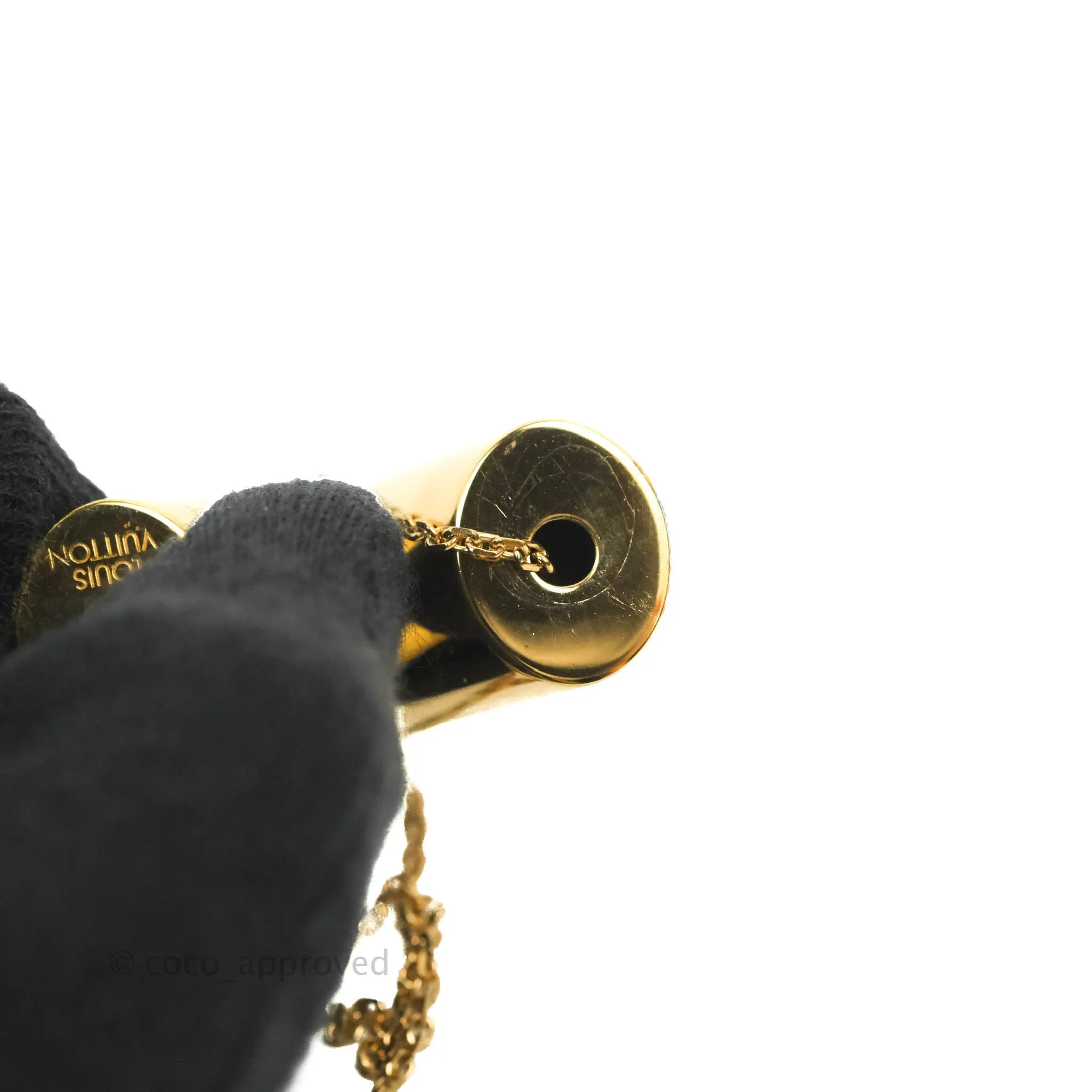 Louis Vuitton Essential V Necklace Gold Hardware