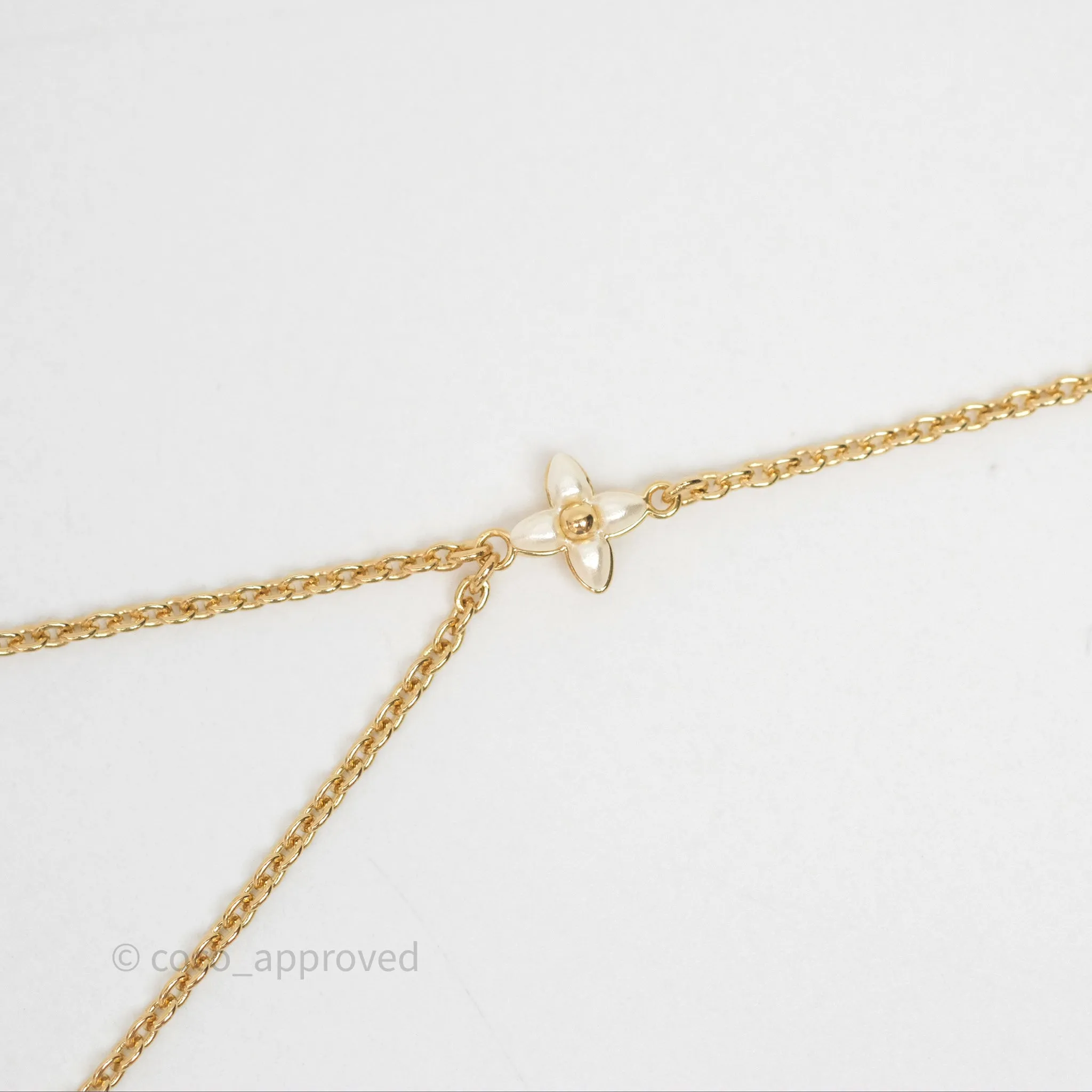 Louis Vuitton Floragram Necklace Pearls Gold Tone