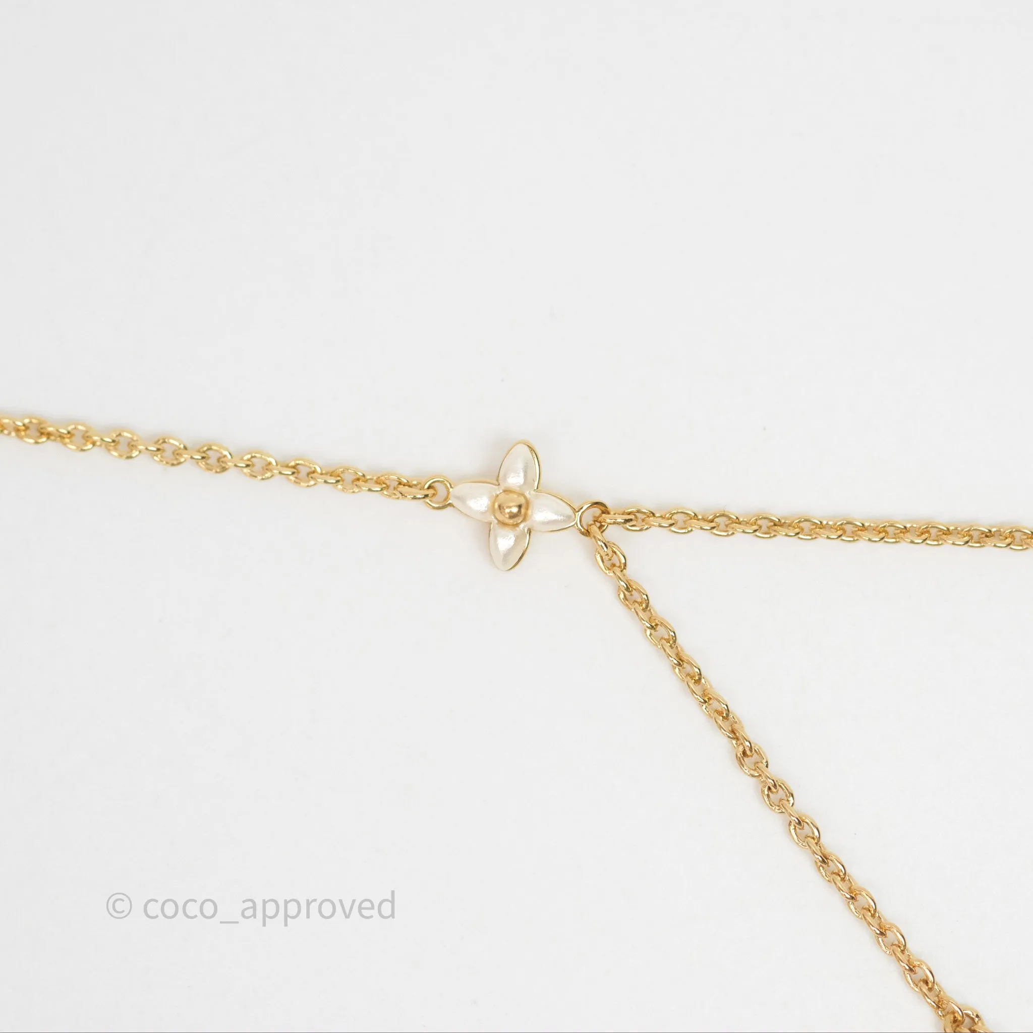Louis Vuitton Floragram Necklace Pearls Gold Tone