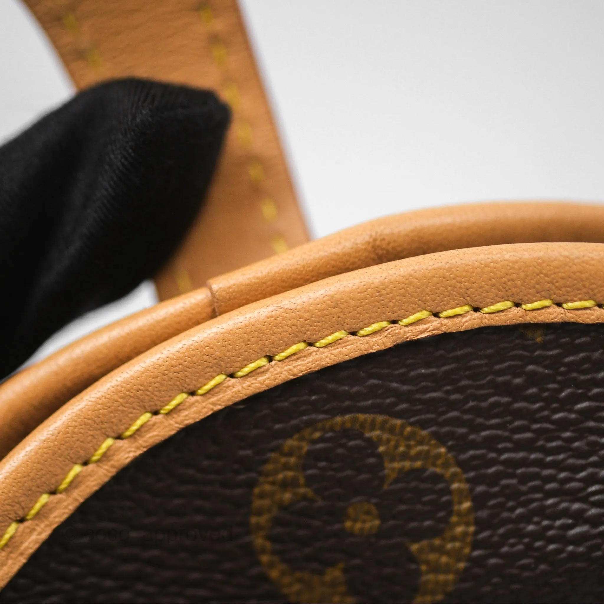 Louis Vuitton Fold Me Pouch Monogram Canvas