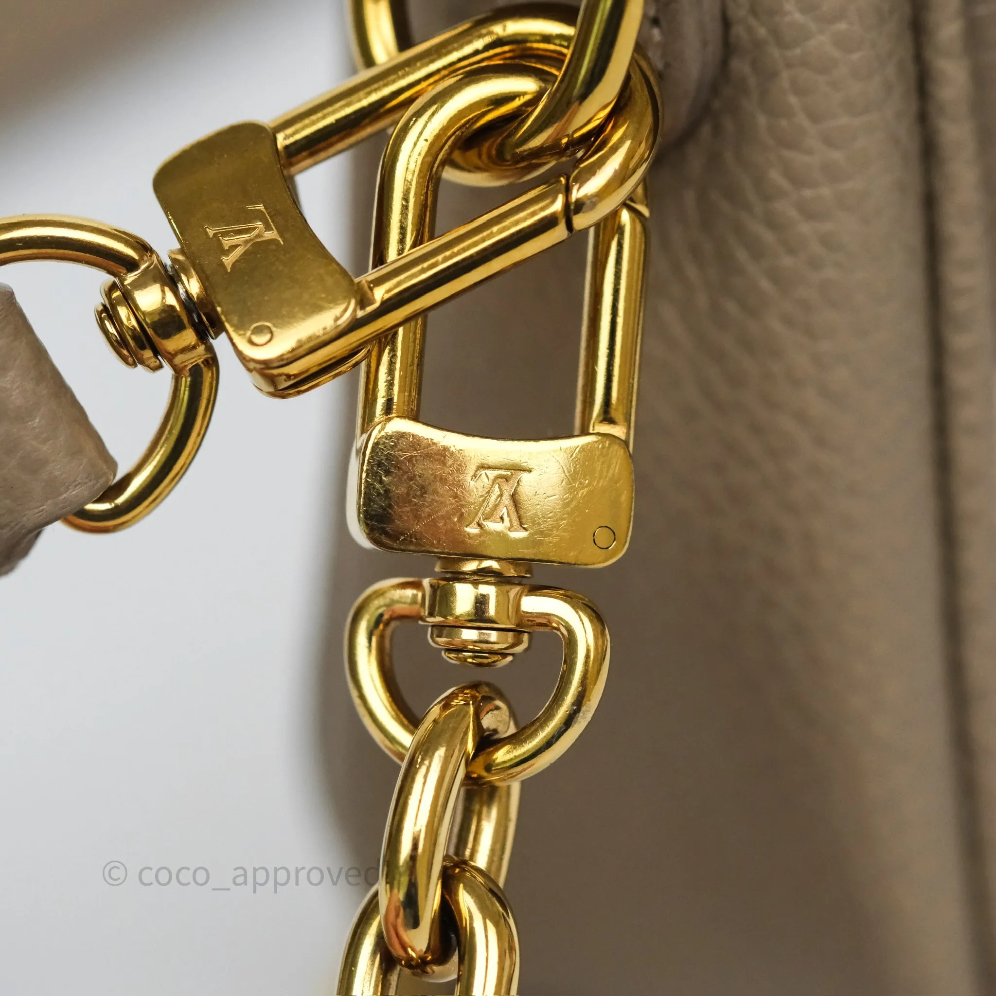 Louis Vuitton Ivy Wallet on Chain Monogram Empreinte Dove/Cream