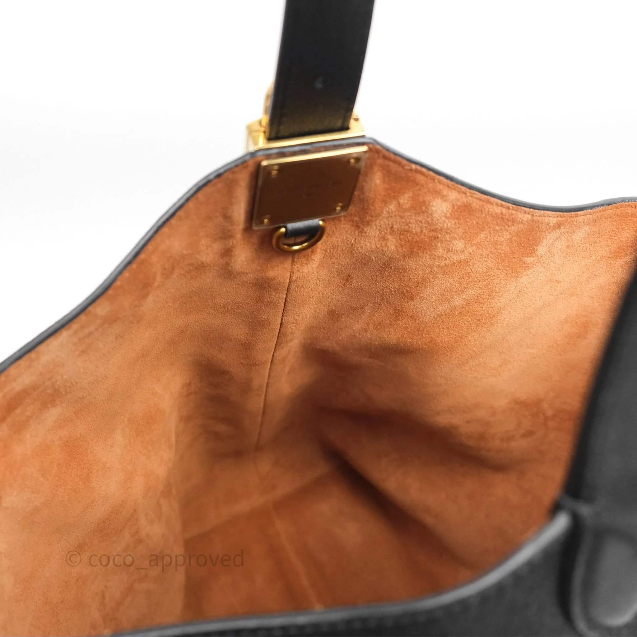 Louis Vuitton Low Key Hobo MM Black Grained Calfskin