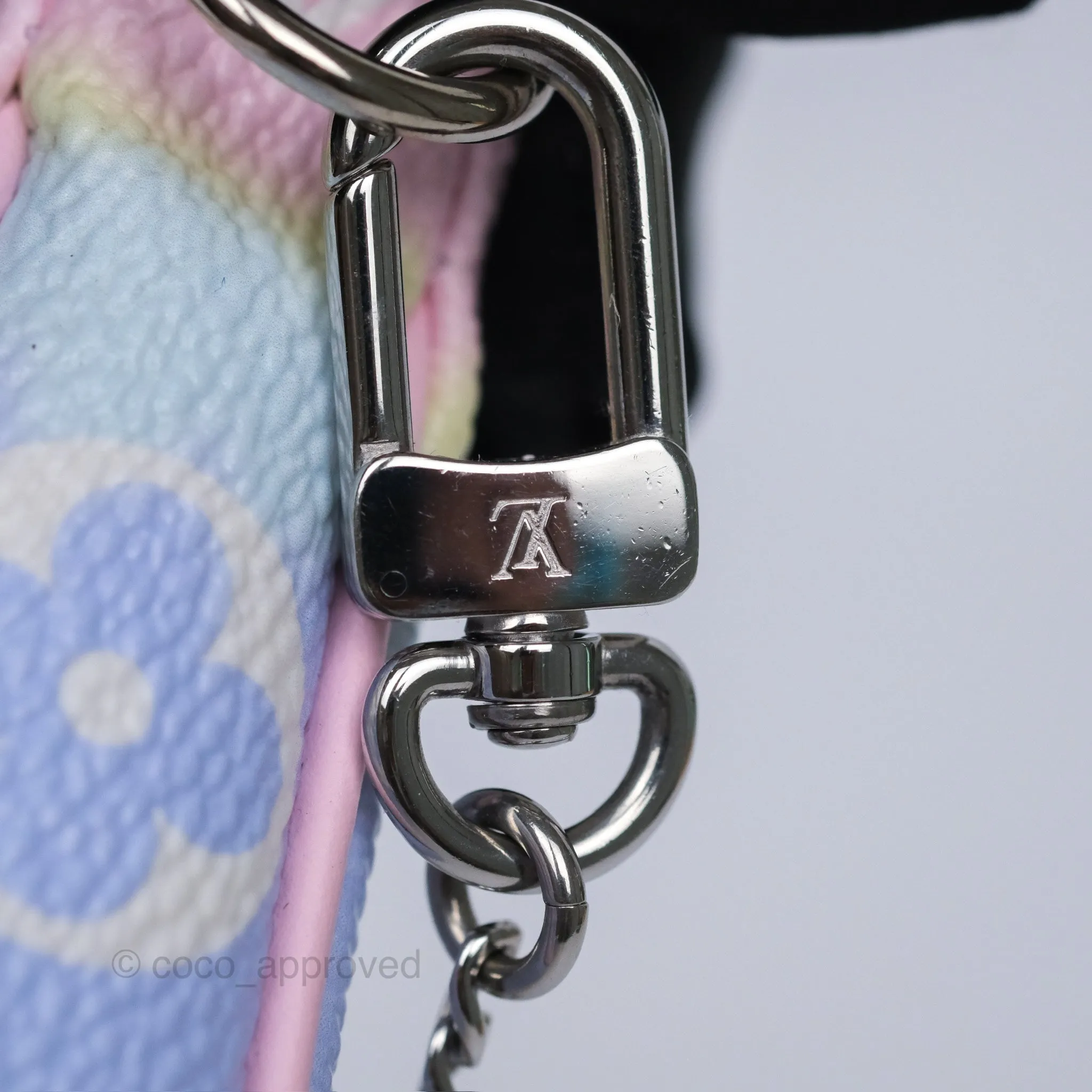 Louis Vuitton Mini Pochette Accessories Escale Pastel Monogram