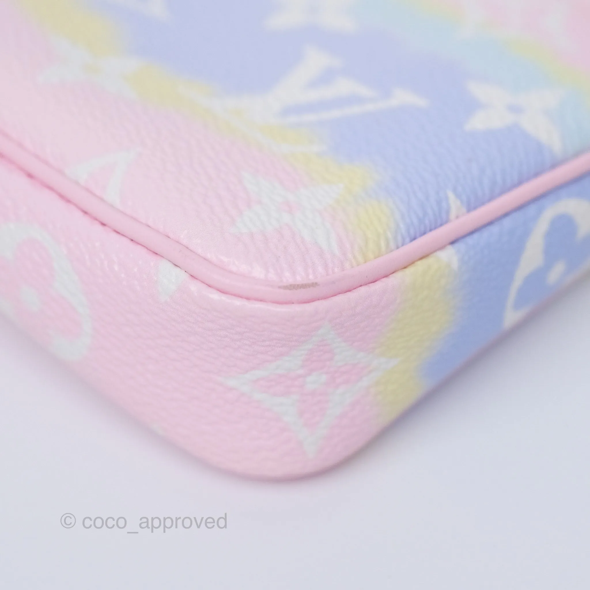 Louis Vuitton Mini Pochette Accessories Escale Pastel Monogram