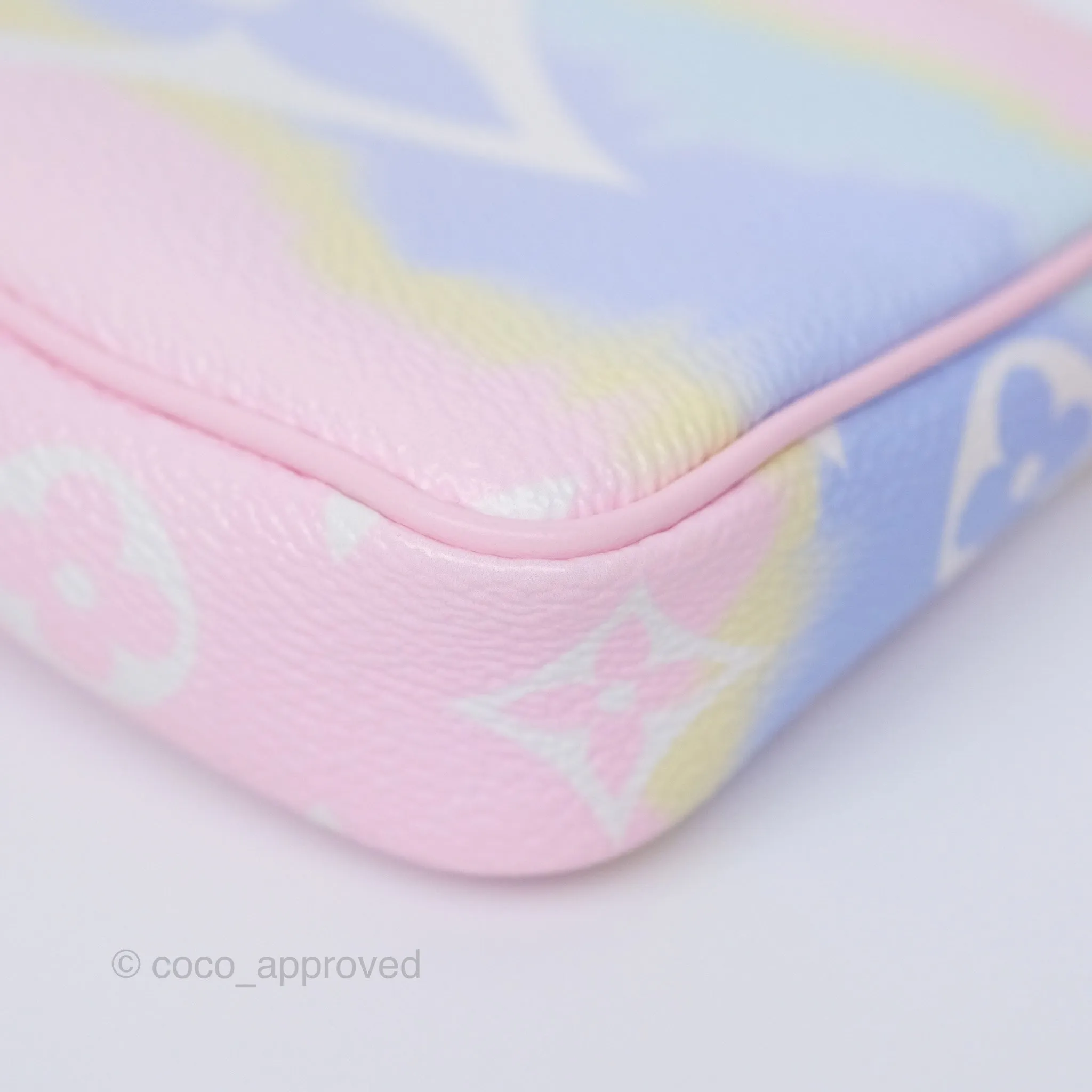 Louis Vuitton Mini Pochette Accessories Escale Pastel Monogram