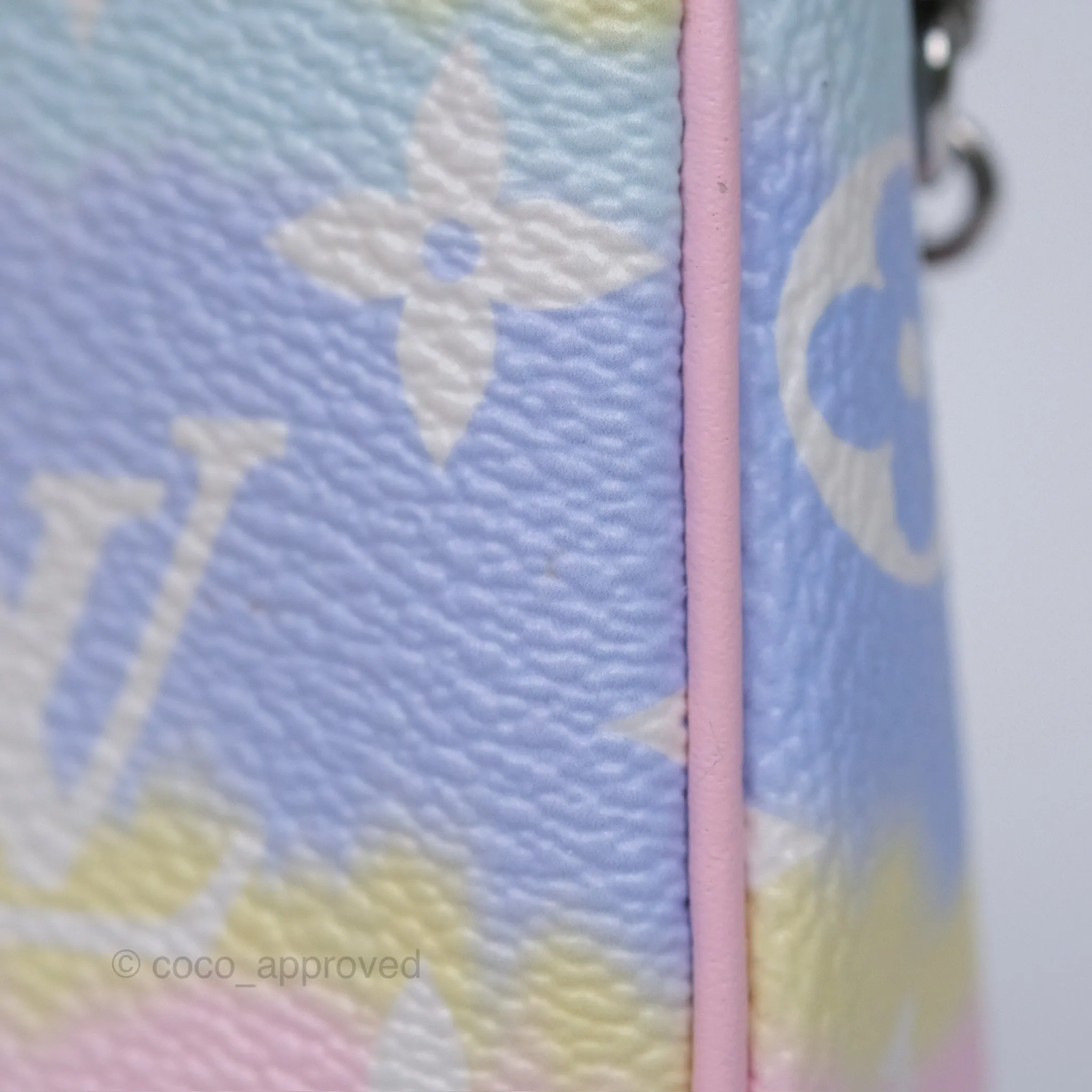 Louis Vuitton Mini Pochette Accessories Escale Pastel Monogram