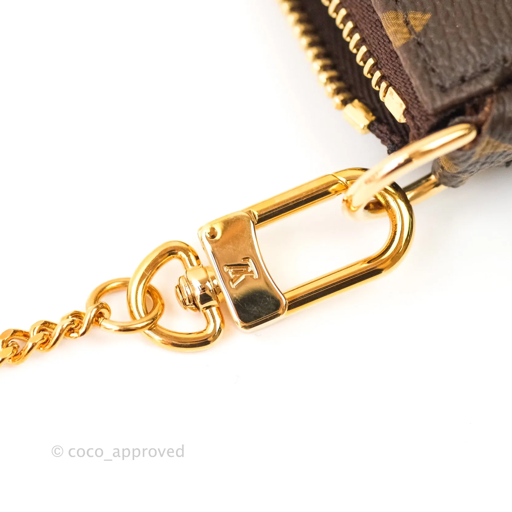 Louis Vuitton Mini Pochette Accessories Monogram Christmas