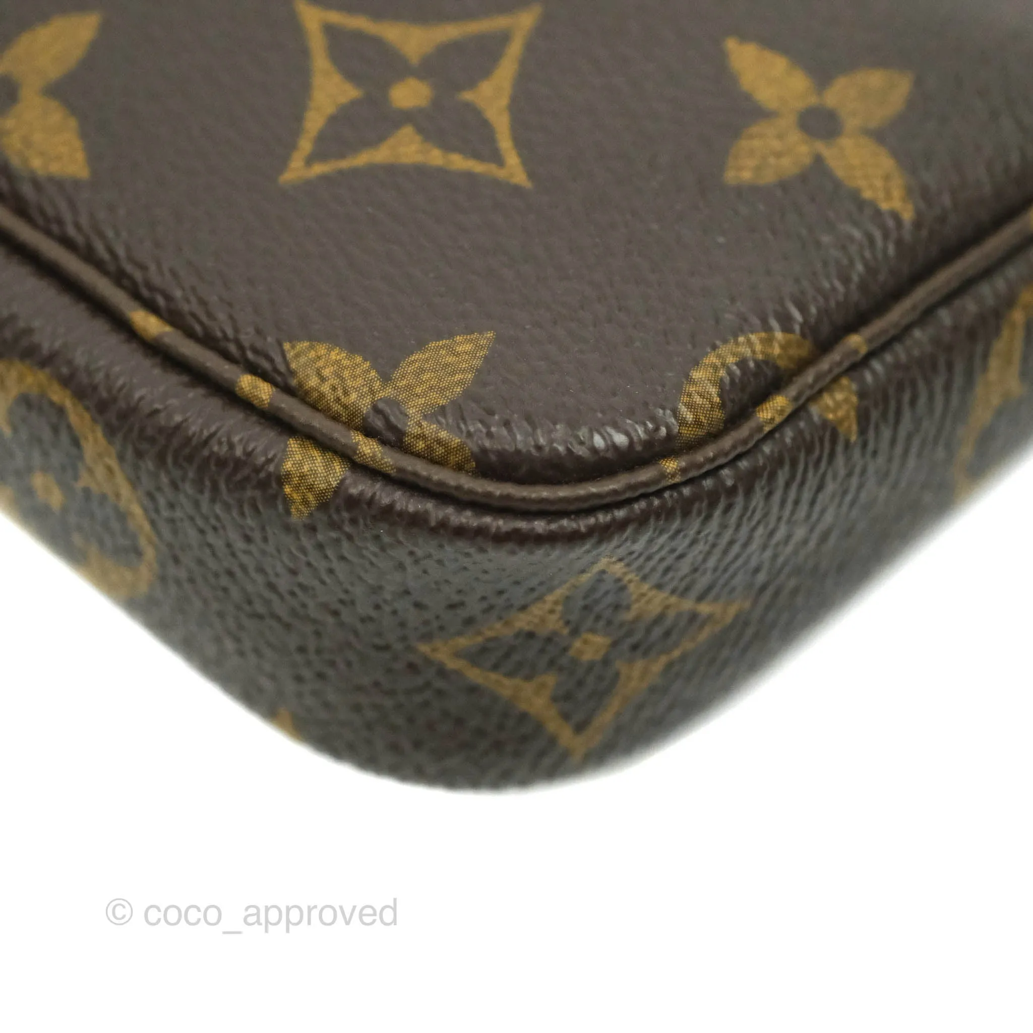 Louis Vuitton Mini Pochette Accessories Monogram Vivienne Venice Christmas Edition