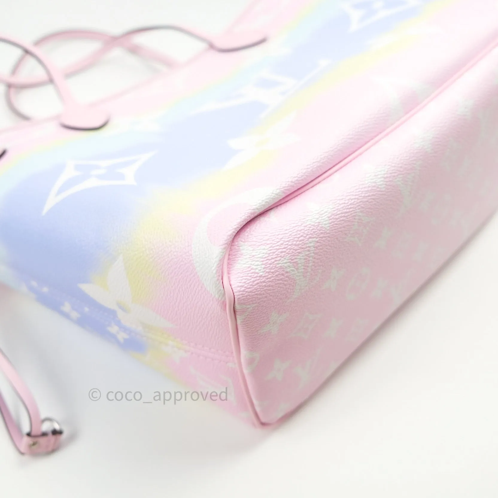 Louis Vuitton  Monogram Escale Neverfull MM Pastel