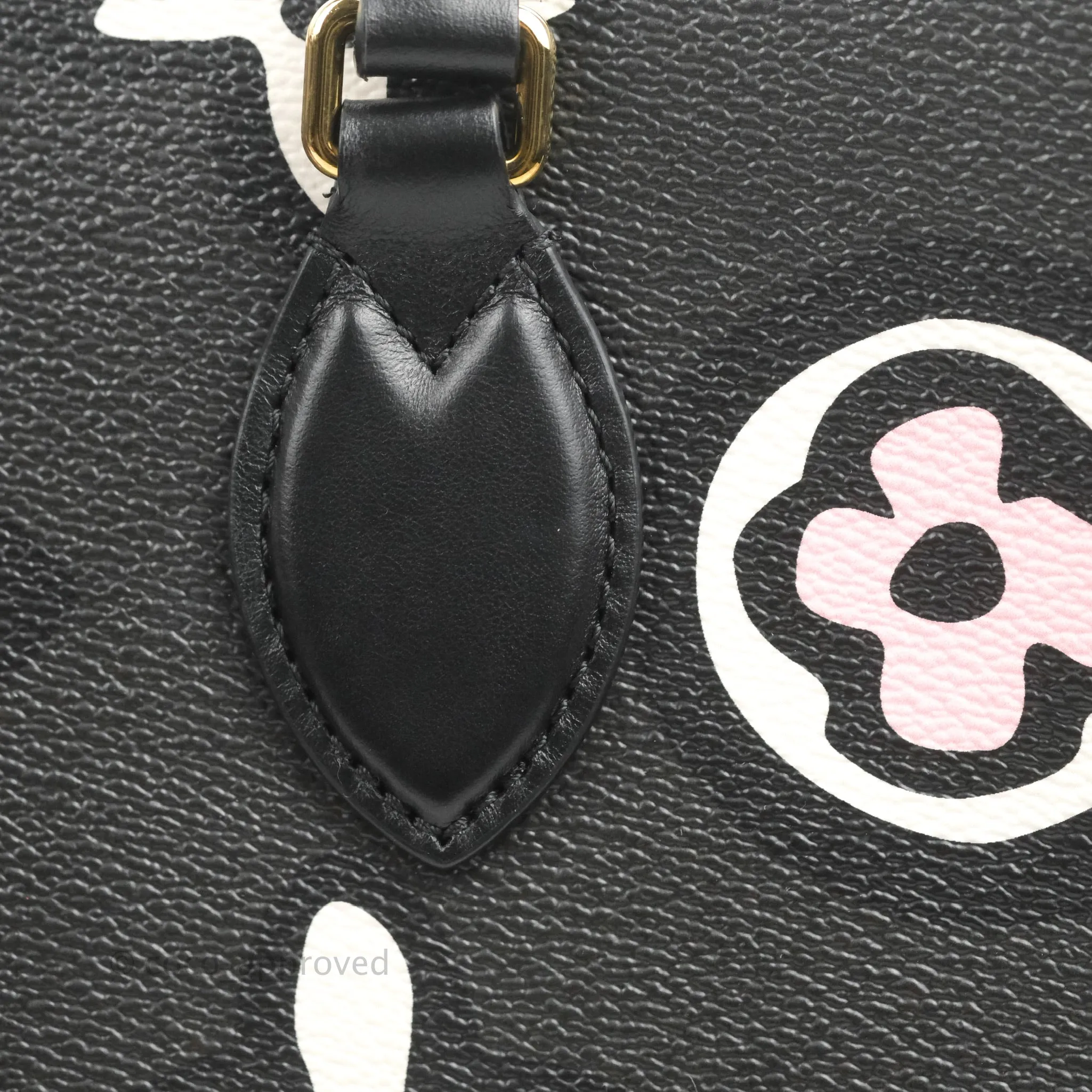 Louis Vuitton Monogram Giant Wild At Heart Onthego GM Black
