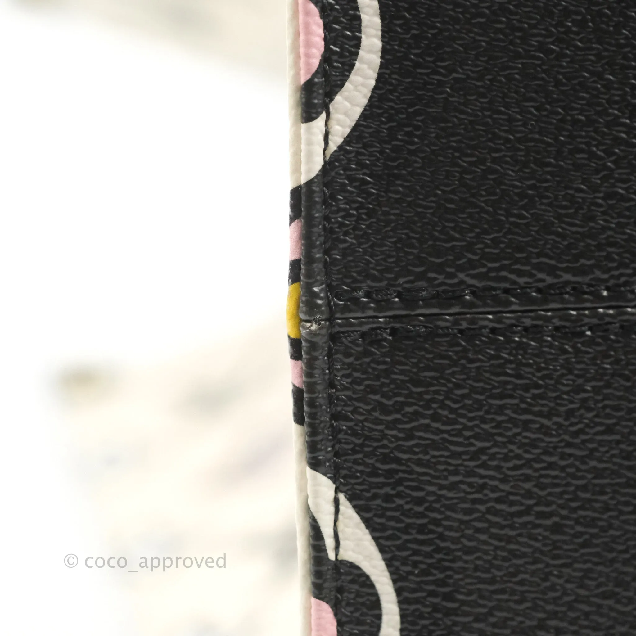 Louis Vuitton Monogram Giant Wild At Heart Onthego GM Black