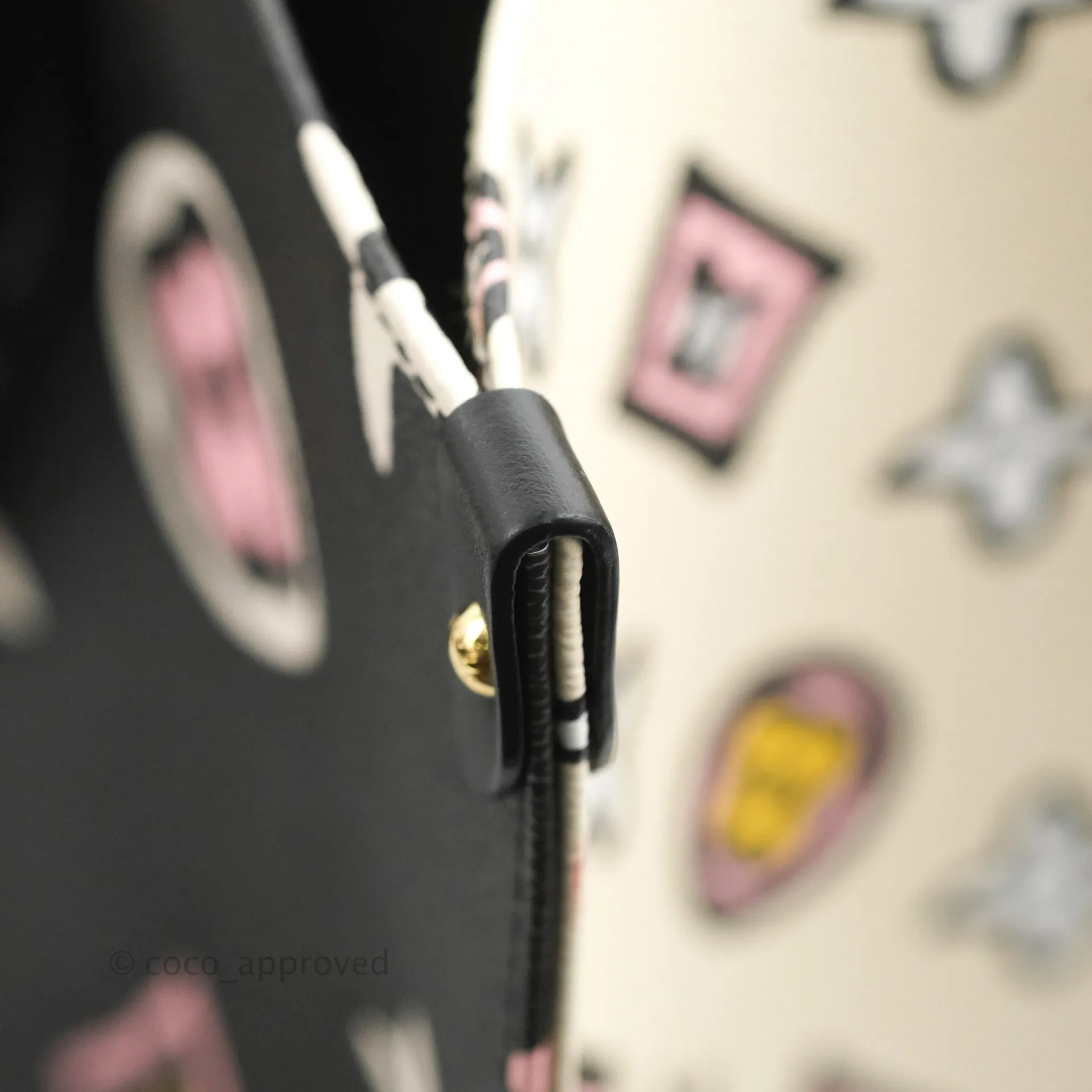 Louis Vuitton Monogram Giant Wild At Heart Onthego GM Black