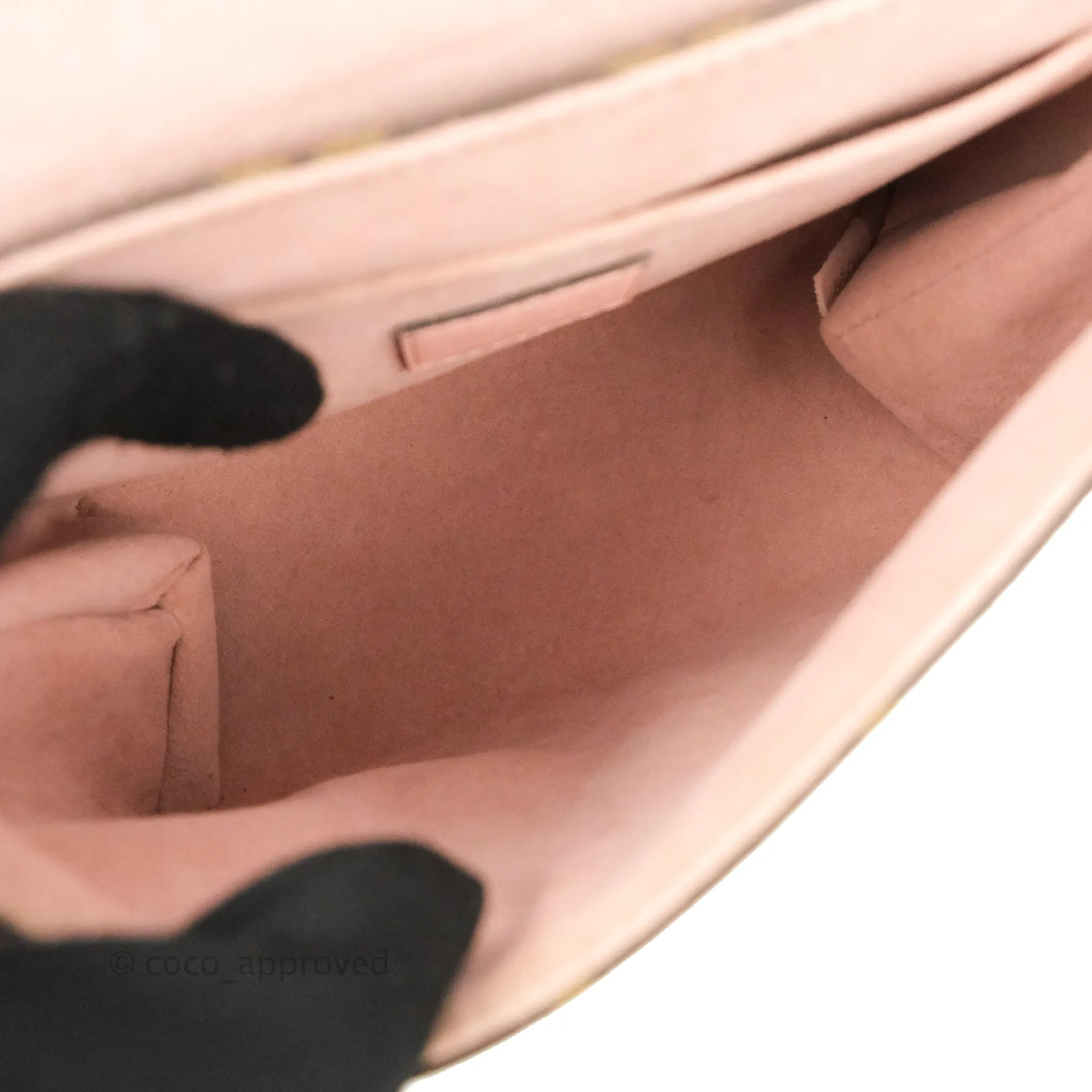 Louis Vuitton Monogram Locky BB Rose Poudre