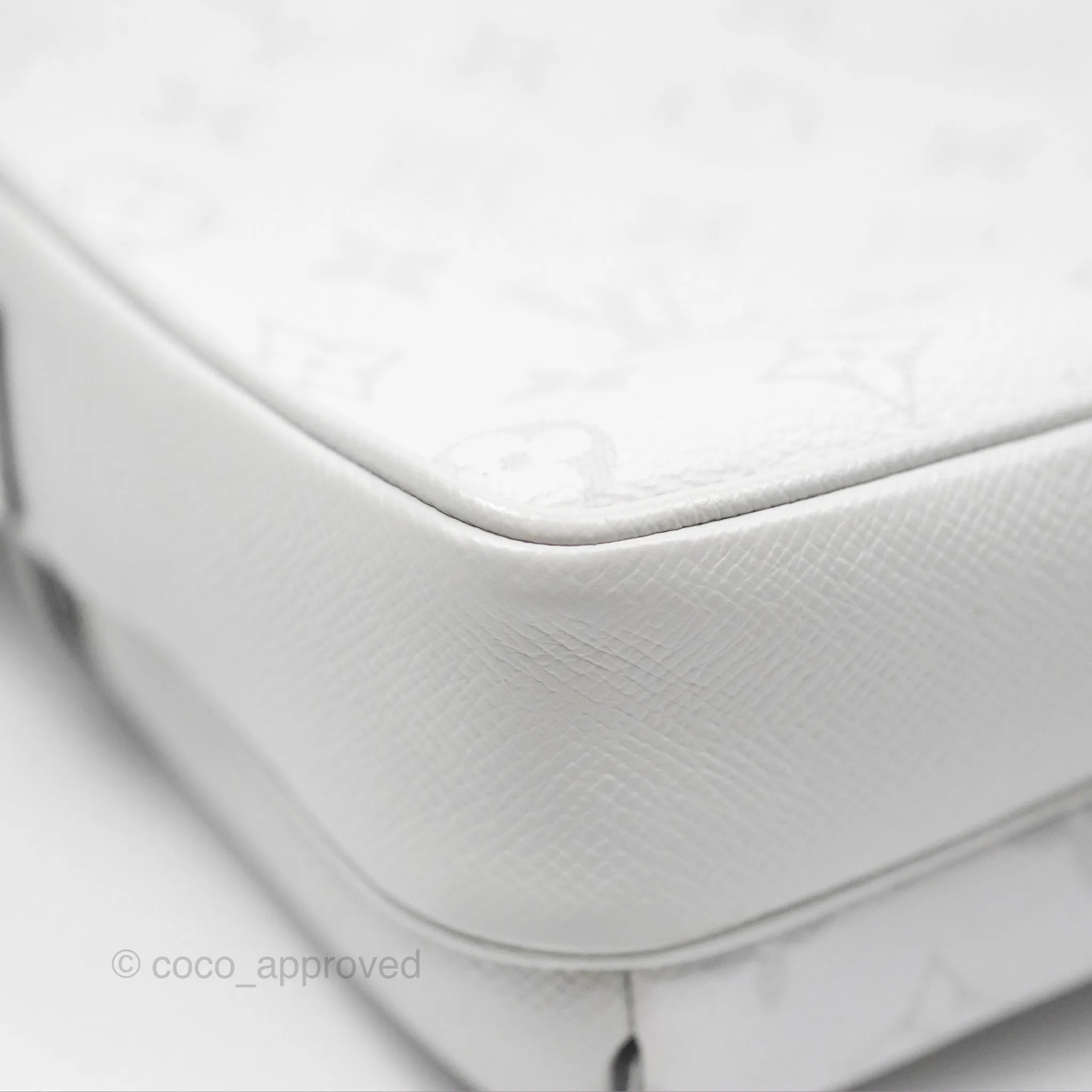Louis Vuitton Monogram Taigarama Outdoor Messenger
