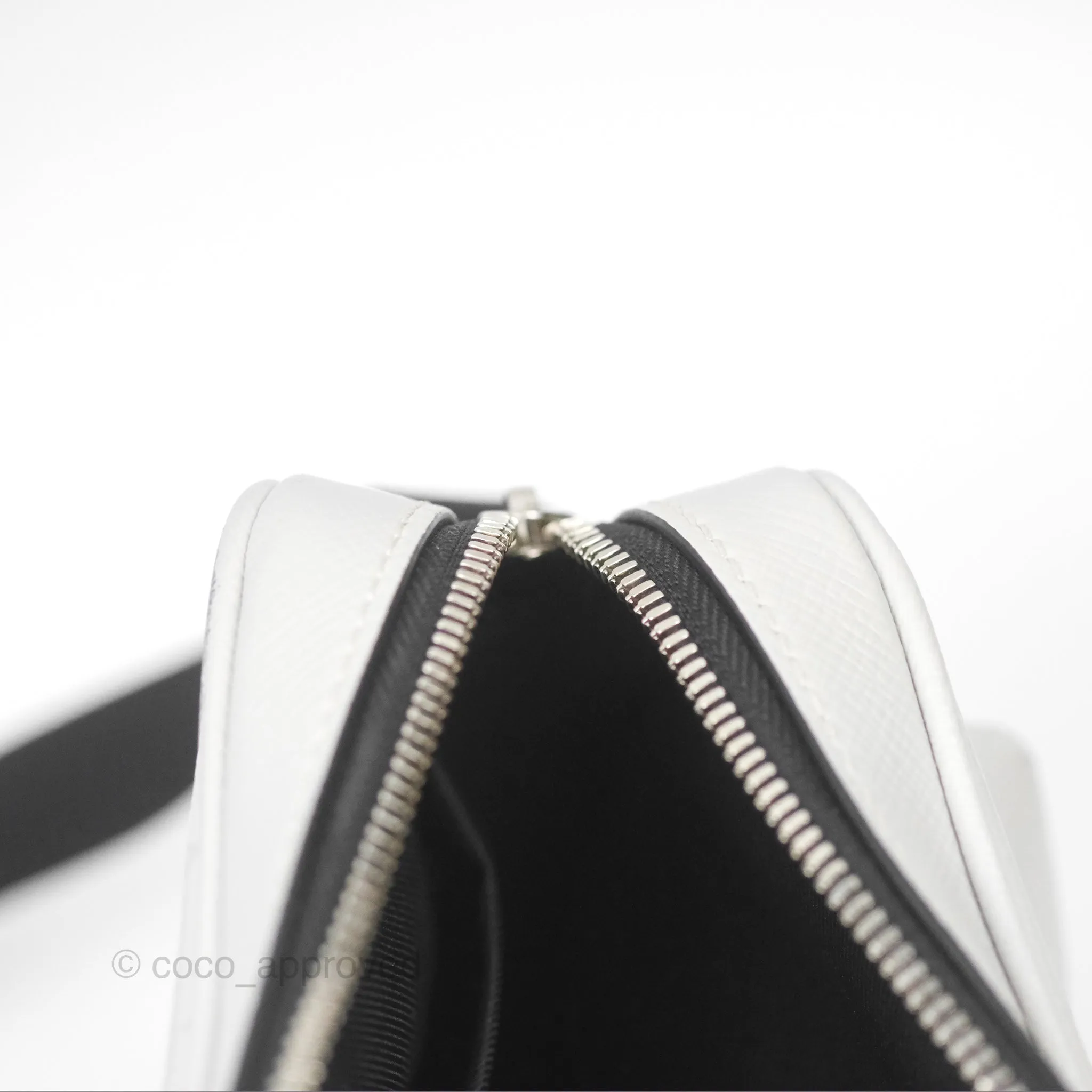 Louis Vuitton Monogram Taigarama Outdoor Messenger