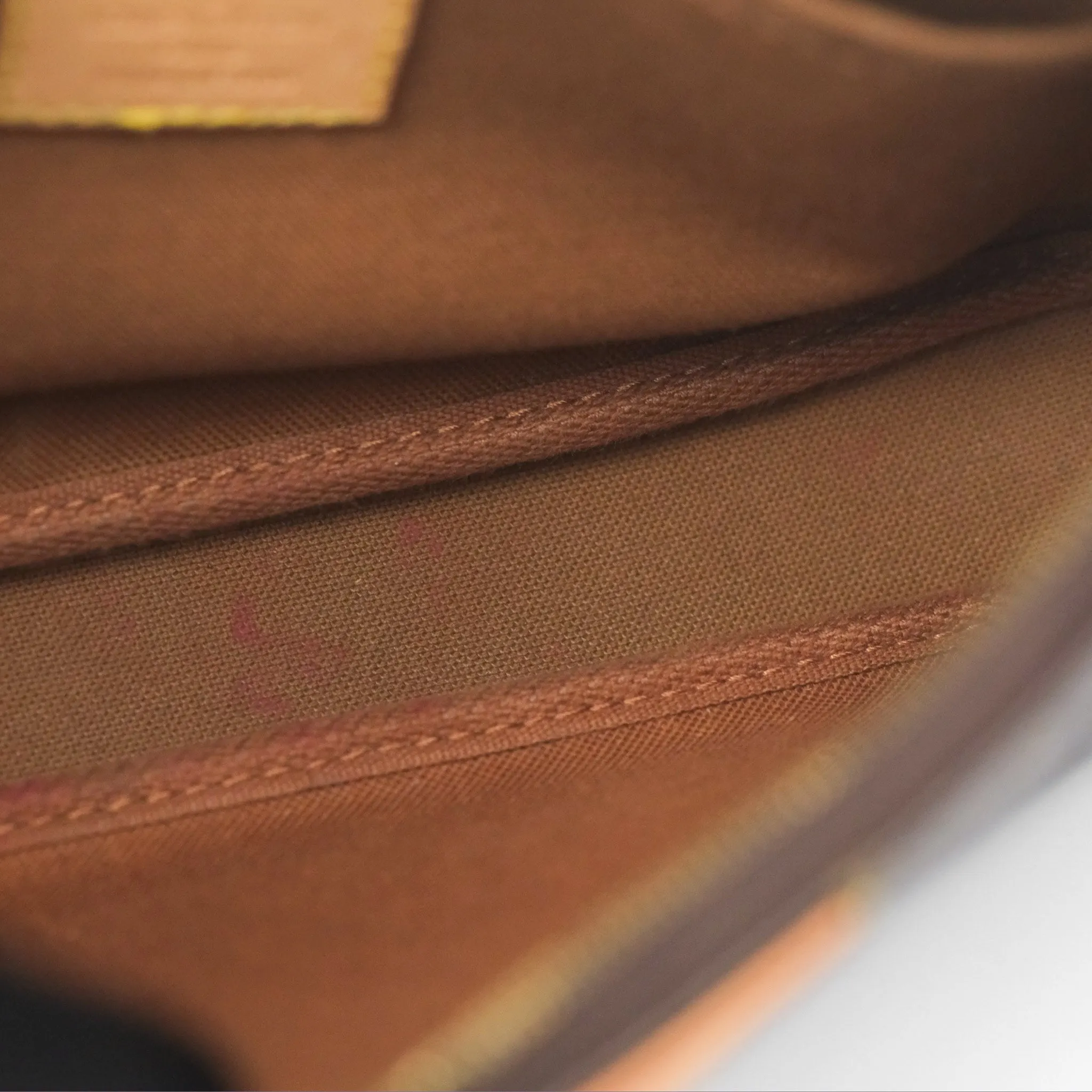 Louis Vuitton Multi Pochette Accessories Monogram Khaki