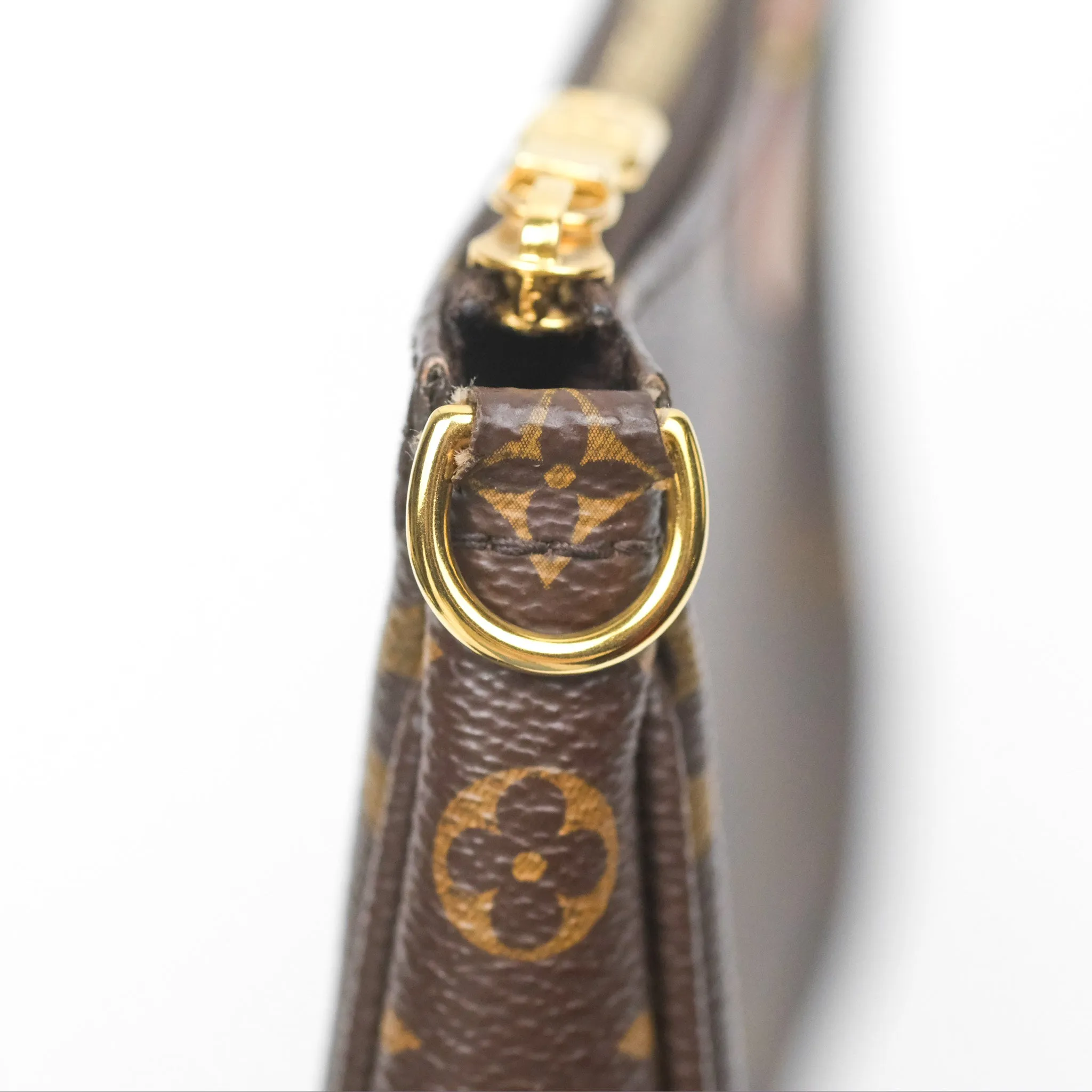 Louis Vuitton Multi Pochette Accessories Monogram Khaki