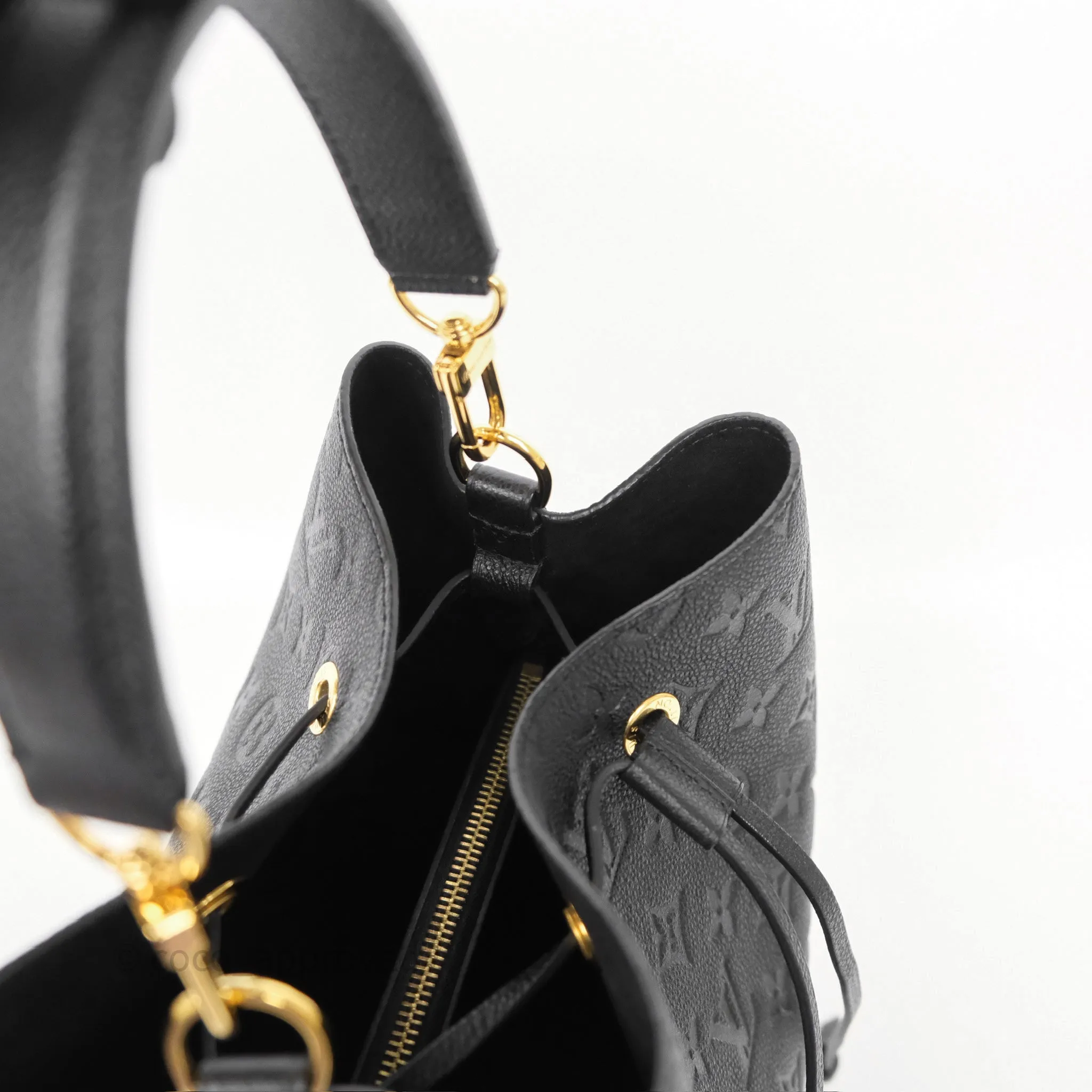 Louis Vuitton NeoNoe MM Monogram Empreinte Leather Black