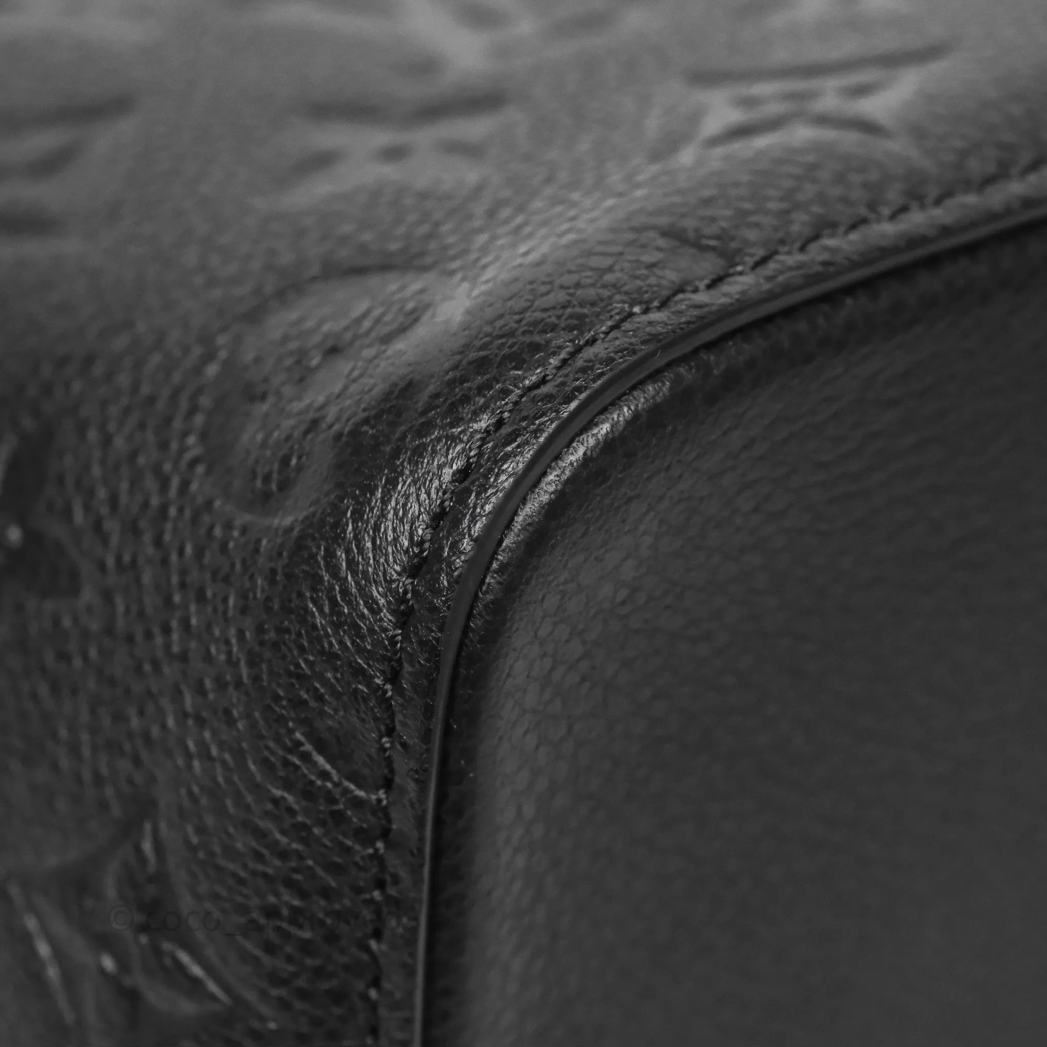 Louis Vuitton NeoNoe MM Monogram Empreinte Leather Black