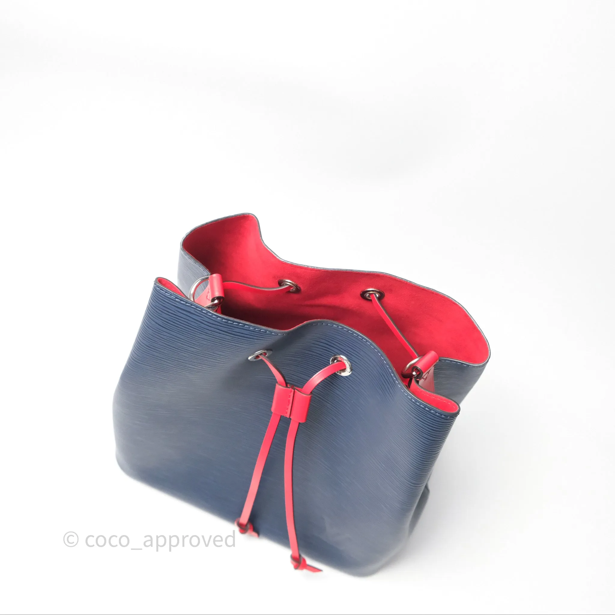 Louis Vuitton Neonoe MM Navy / Red Epi