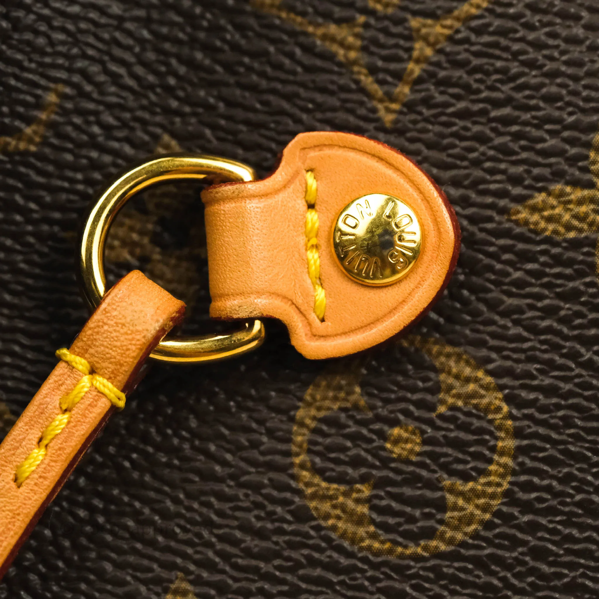 Louis Vuitton Neverfull MM Tote Bag Monogram Canvas