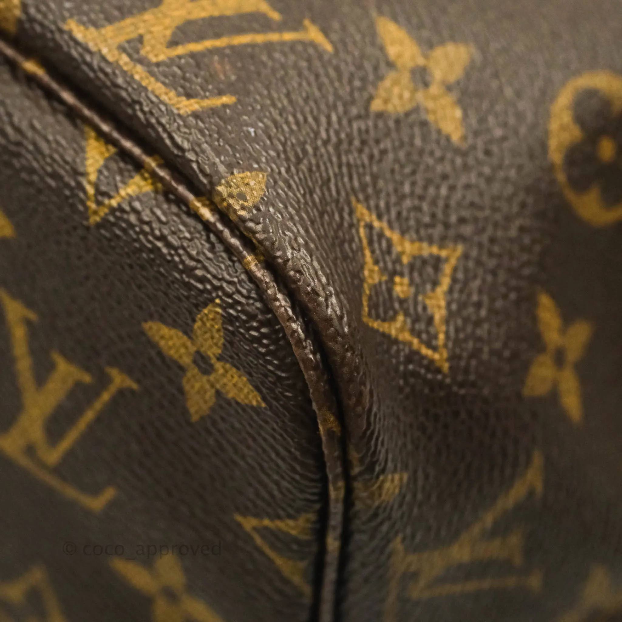 Louis Vuitton Neverfull MM Tote Bag Monogram Canvas