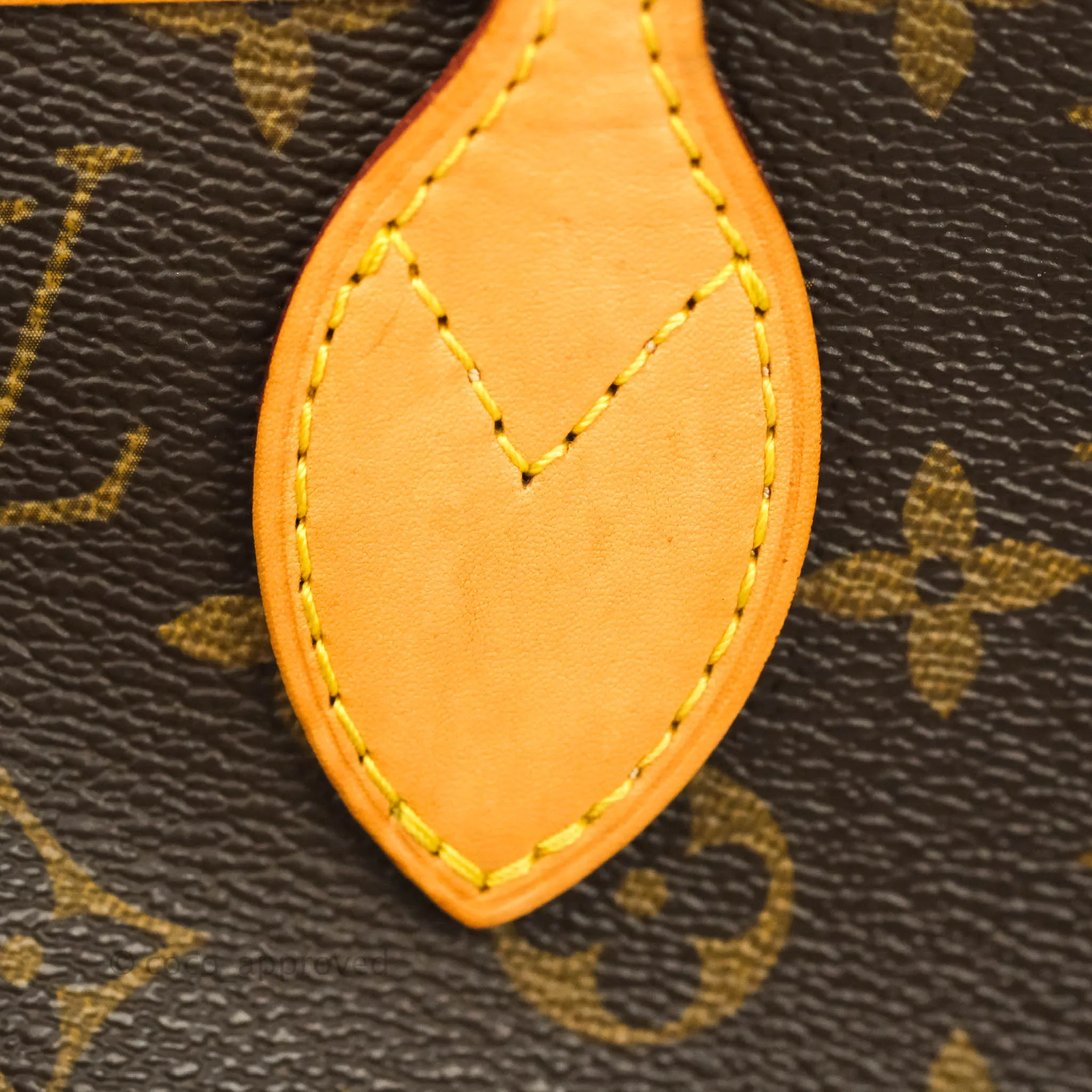 Louis Vuitton Neverfull MM Tote Bag Monogram Canvas