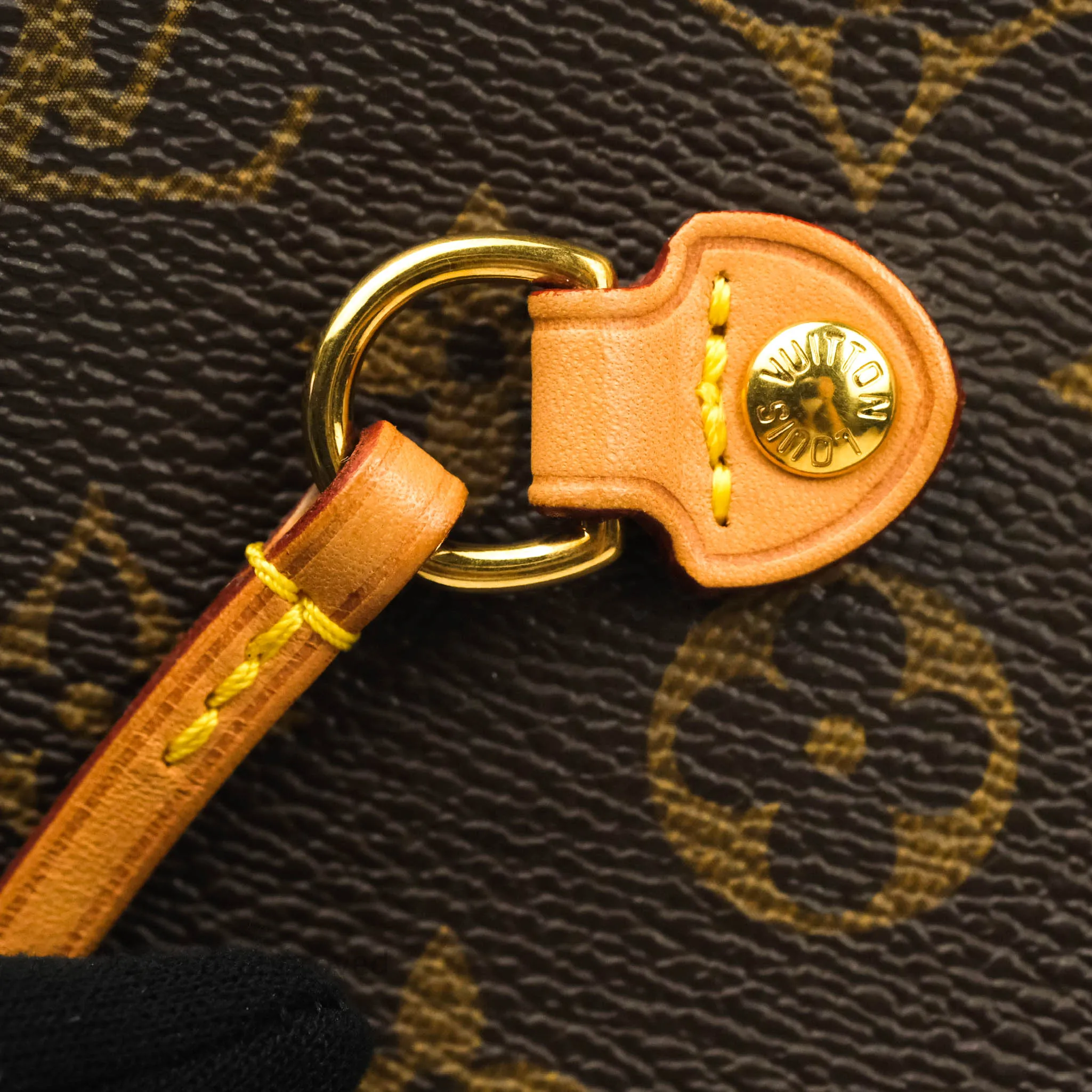 Louis Vuitton Neverfull MM Tote Bag Monogram Canvas