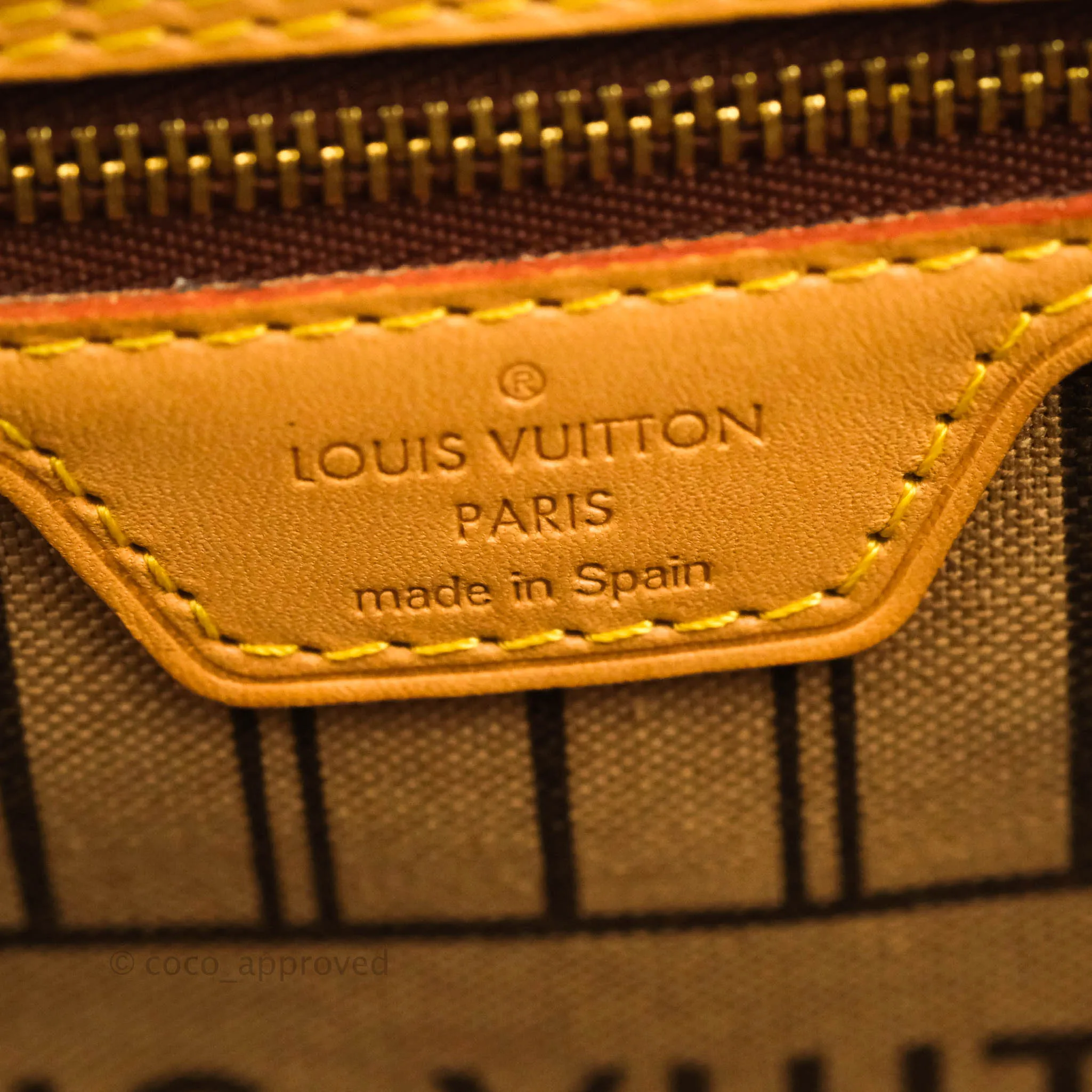 Louis Vuitton Neverfull MM Tote Bag Monogram Canvas