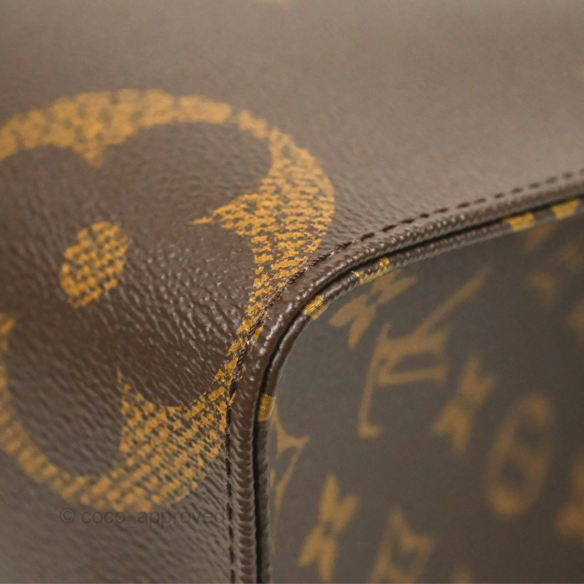 Louis Vuitton OnTheGo MM Reverse Monogram