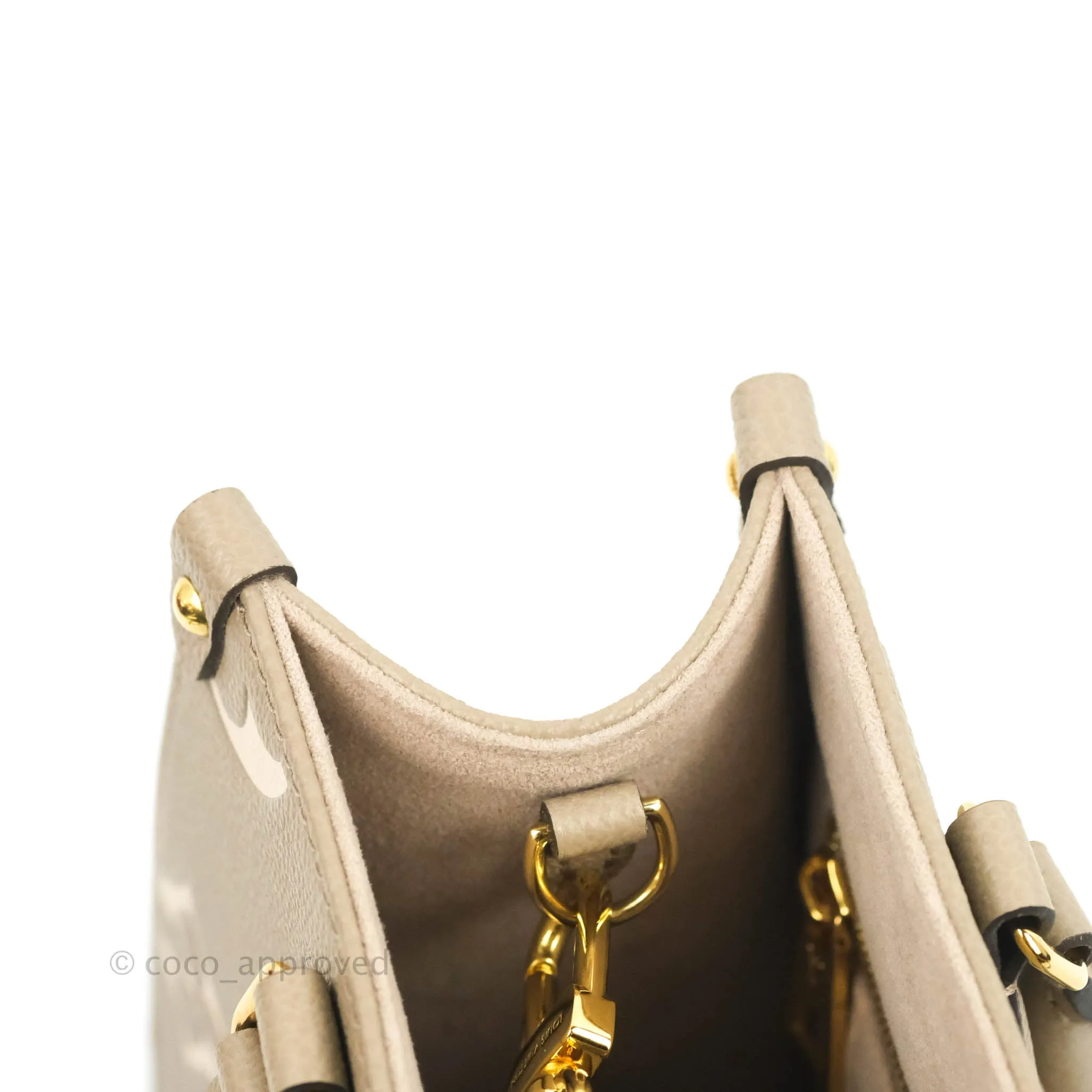 Louis Vuitton OnTheGo PM Monogram Empreinte Dove/Cream