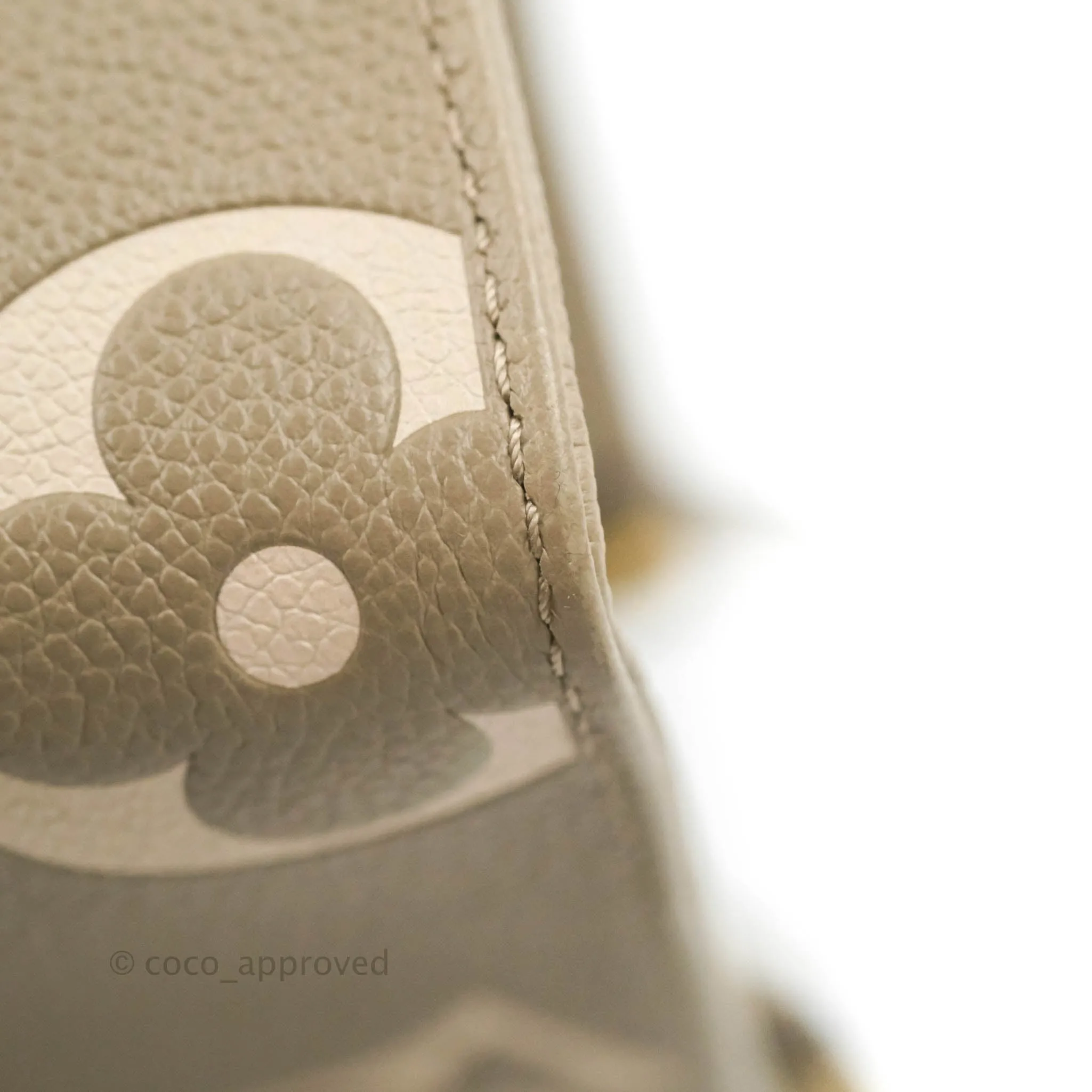Louis Vuitton OnTheGo PM Monogram Empreinte Dove/Cream