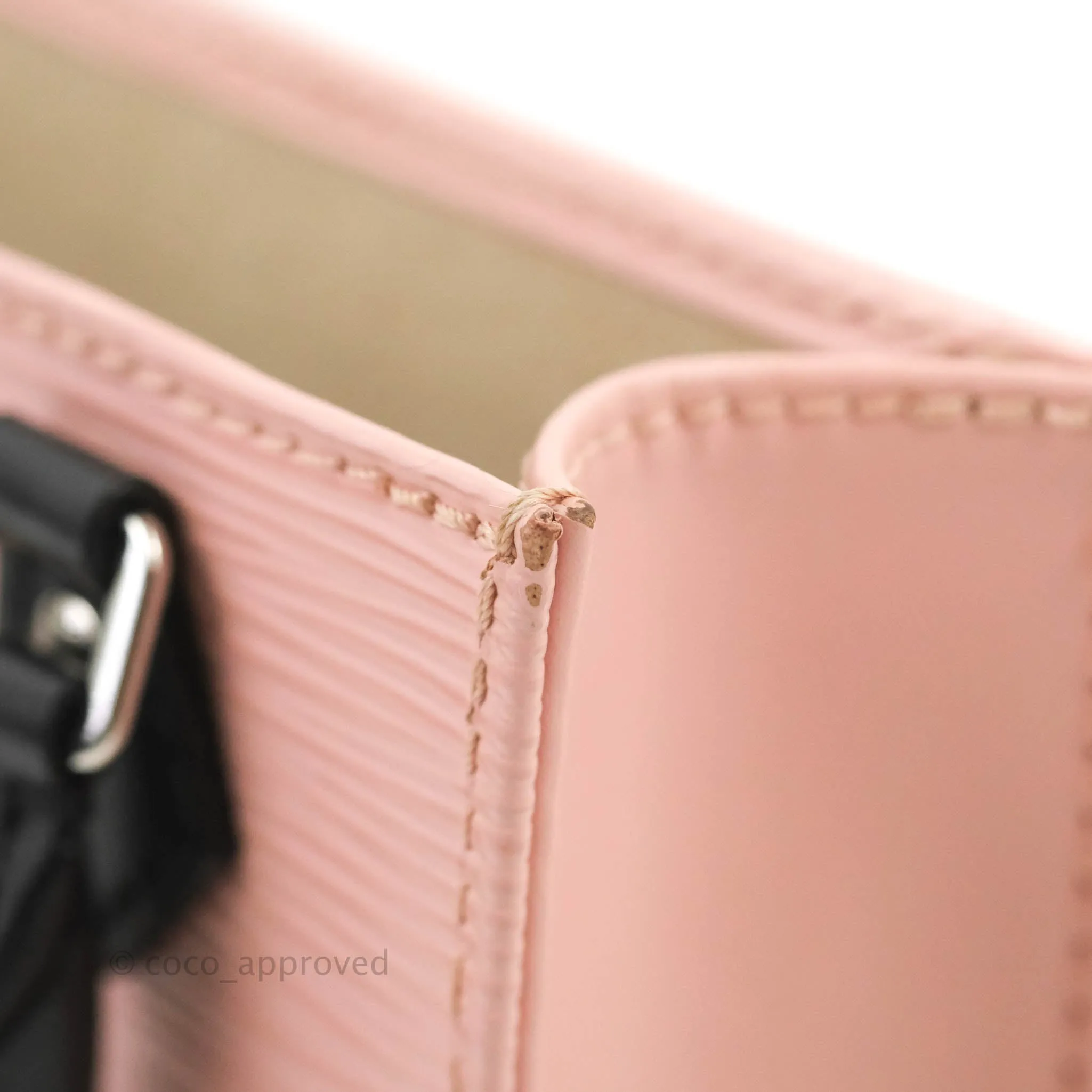 Louis Vuitton Petit Sac Plat Bag Pink Epi