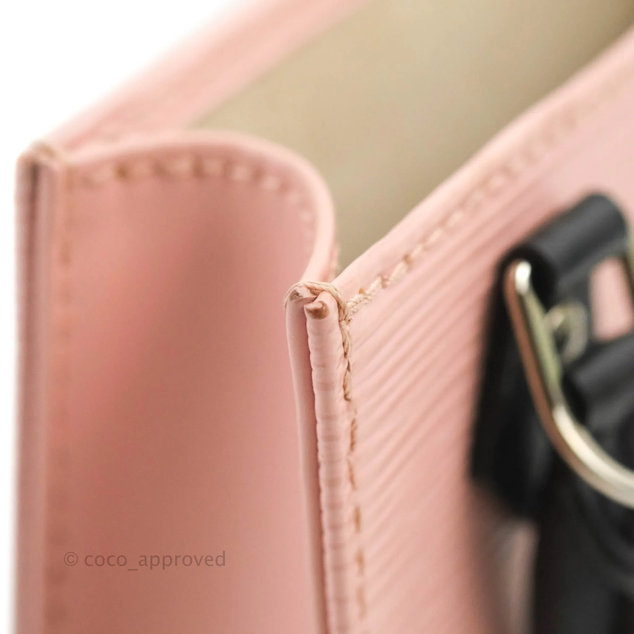 Louis Vuitton Petit Sac Plat Bag Pink Epi