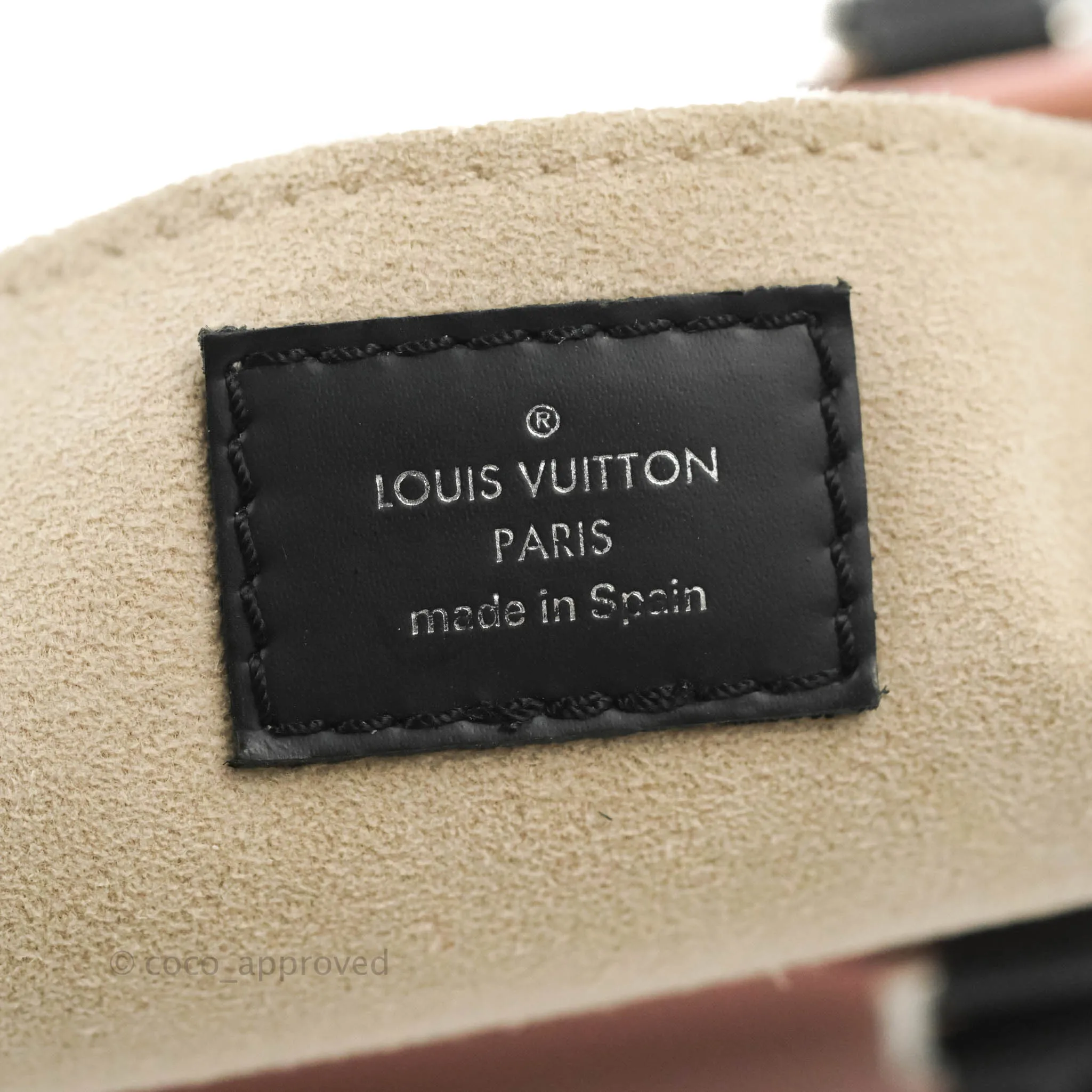 Louis Vuitton Petit Sac Plat Bag Pink Epi