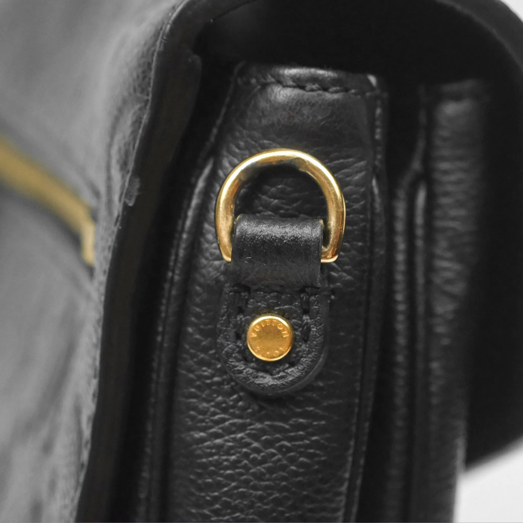 Louis Vuitton Pochette Metis Empreinte Black