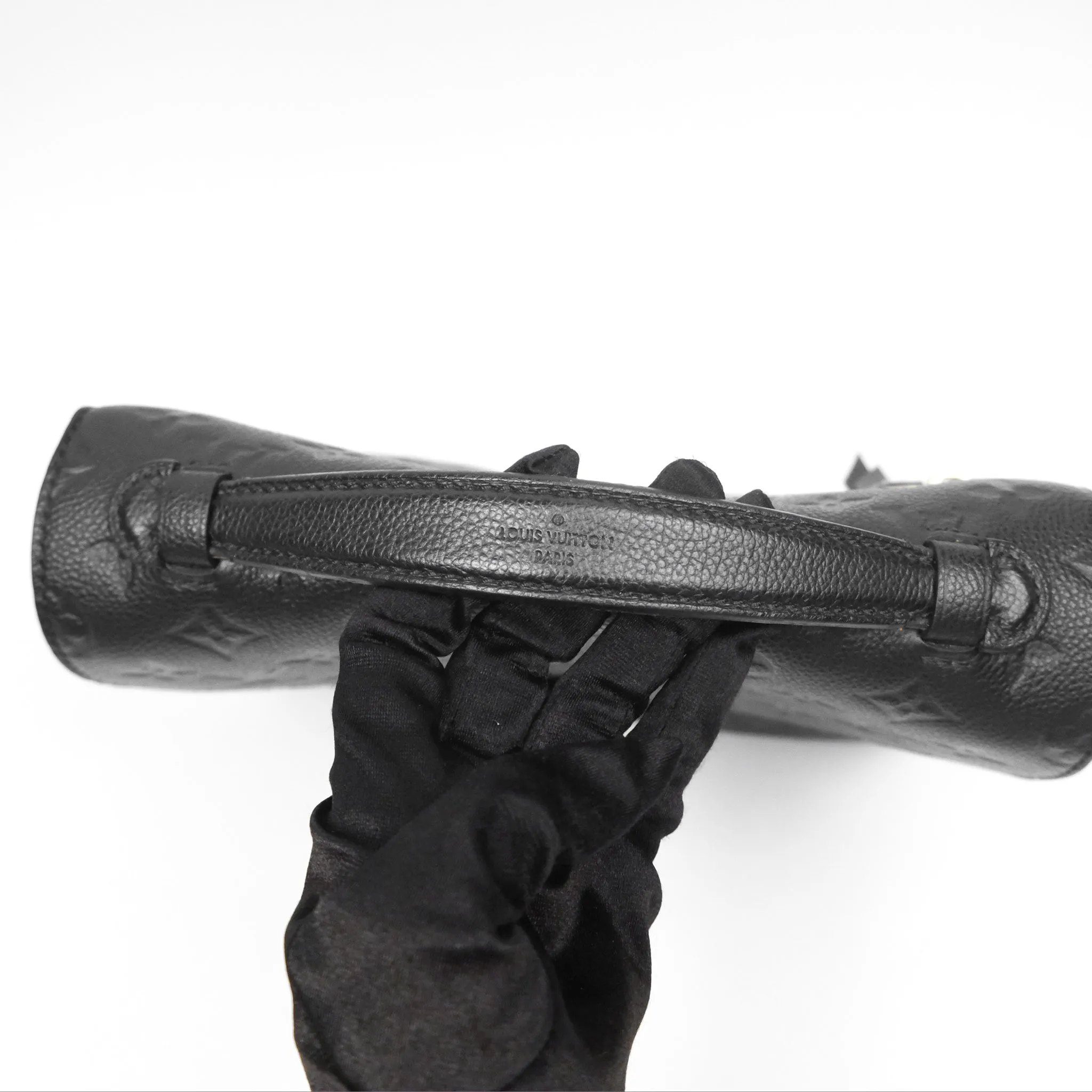 Louis Vuitton Pochette Metis Empreinte Black