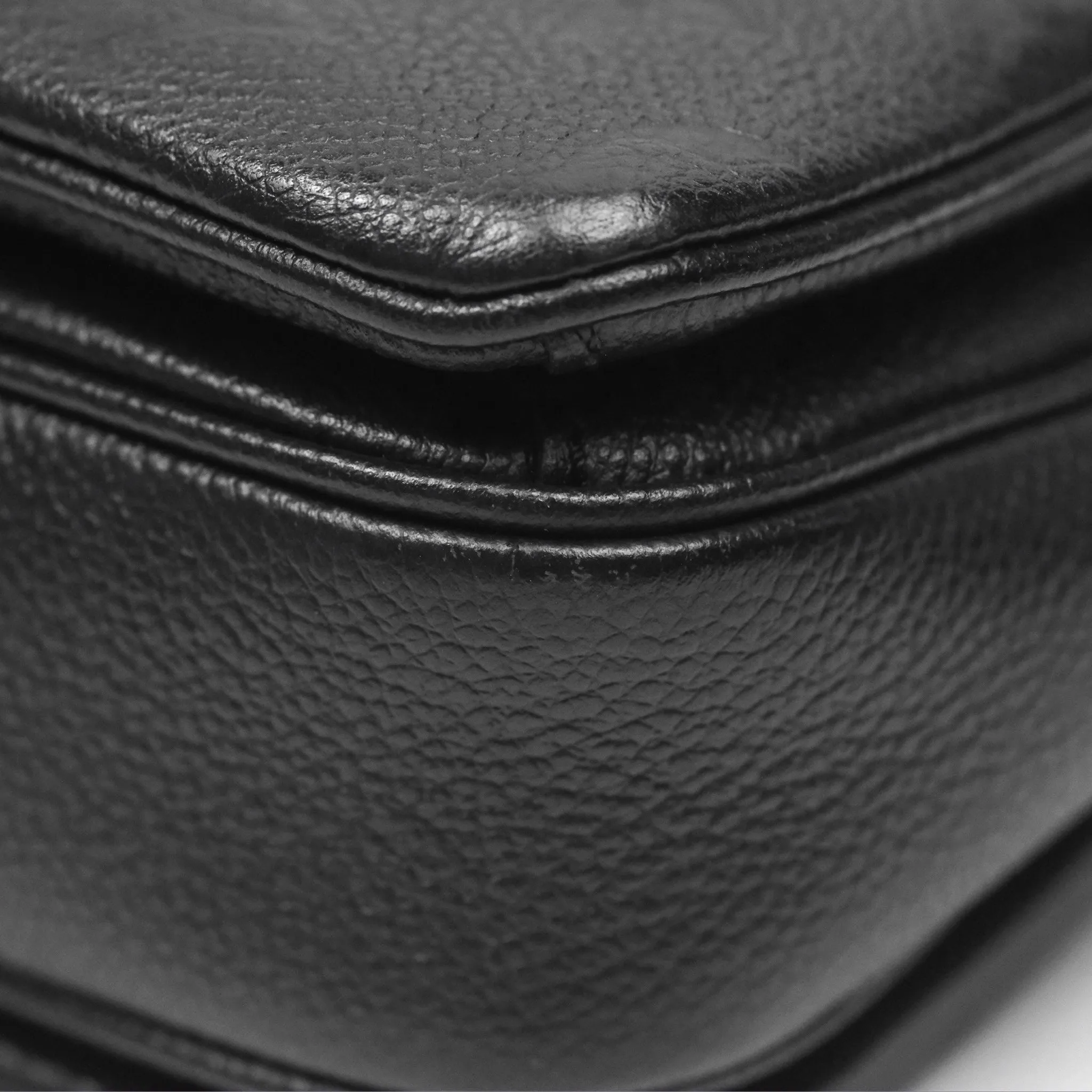 Louis Vuitton Pochette Metis Empreinte Black