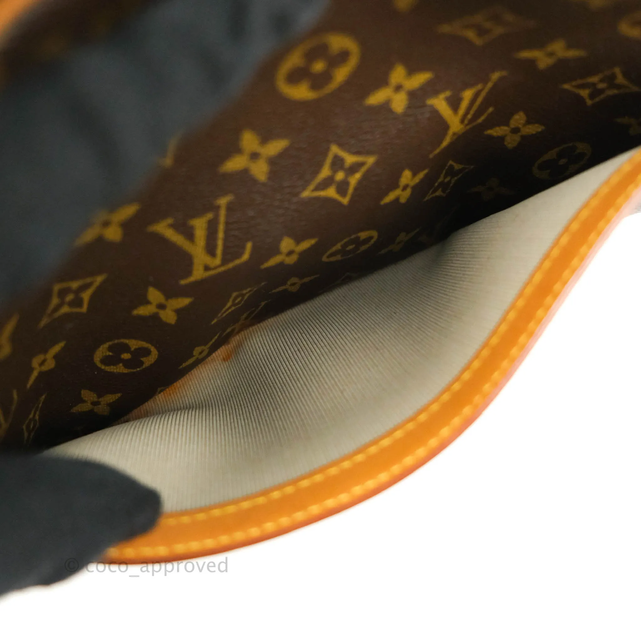 Louis Vuitton Reporter Shoulder Bag PM Monogram Canvas