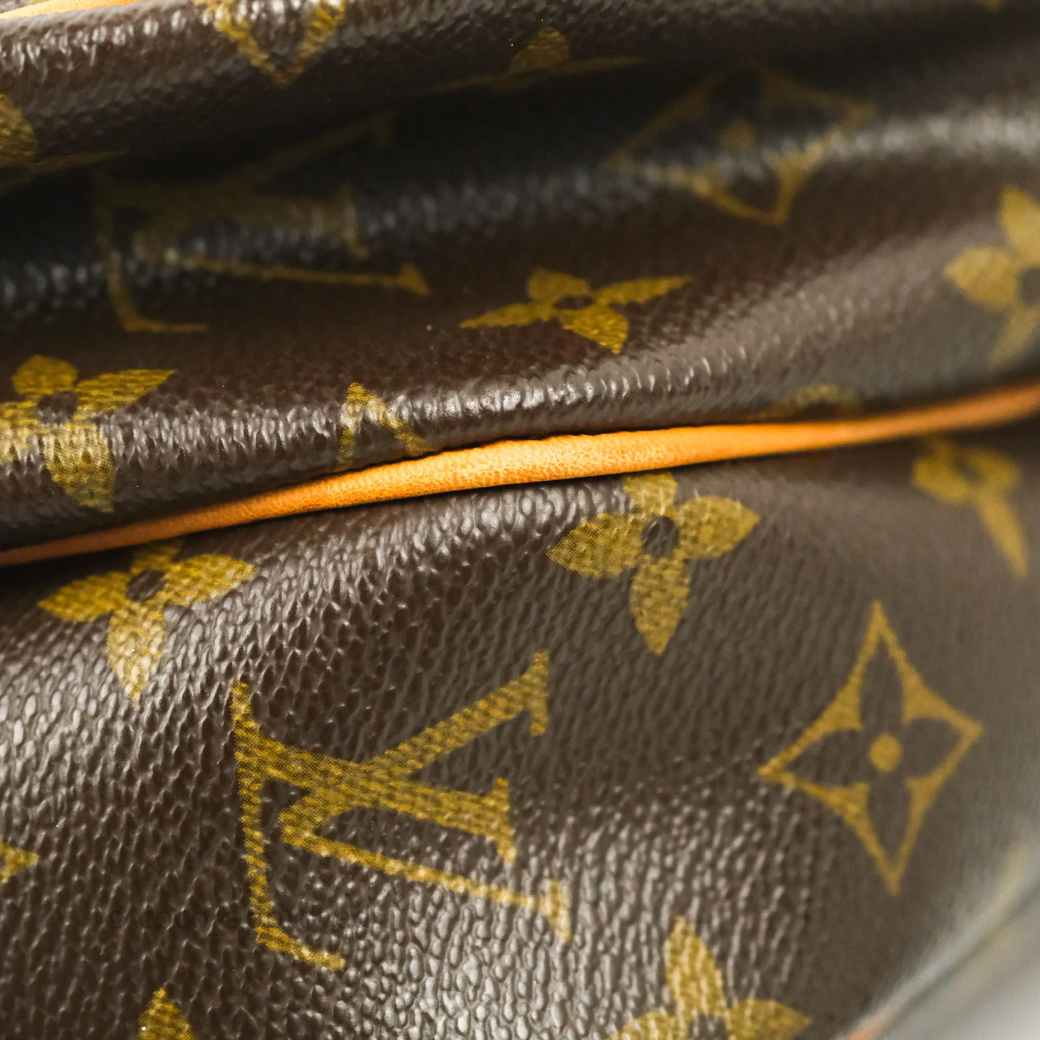 Louis Vuitton Reporter Shoulder Bag PM Monogram Canvas
