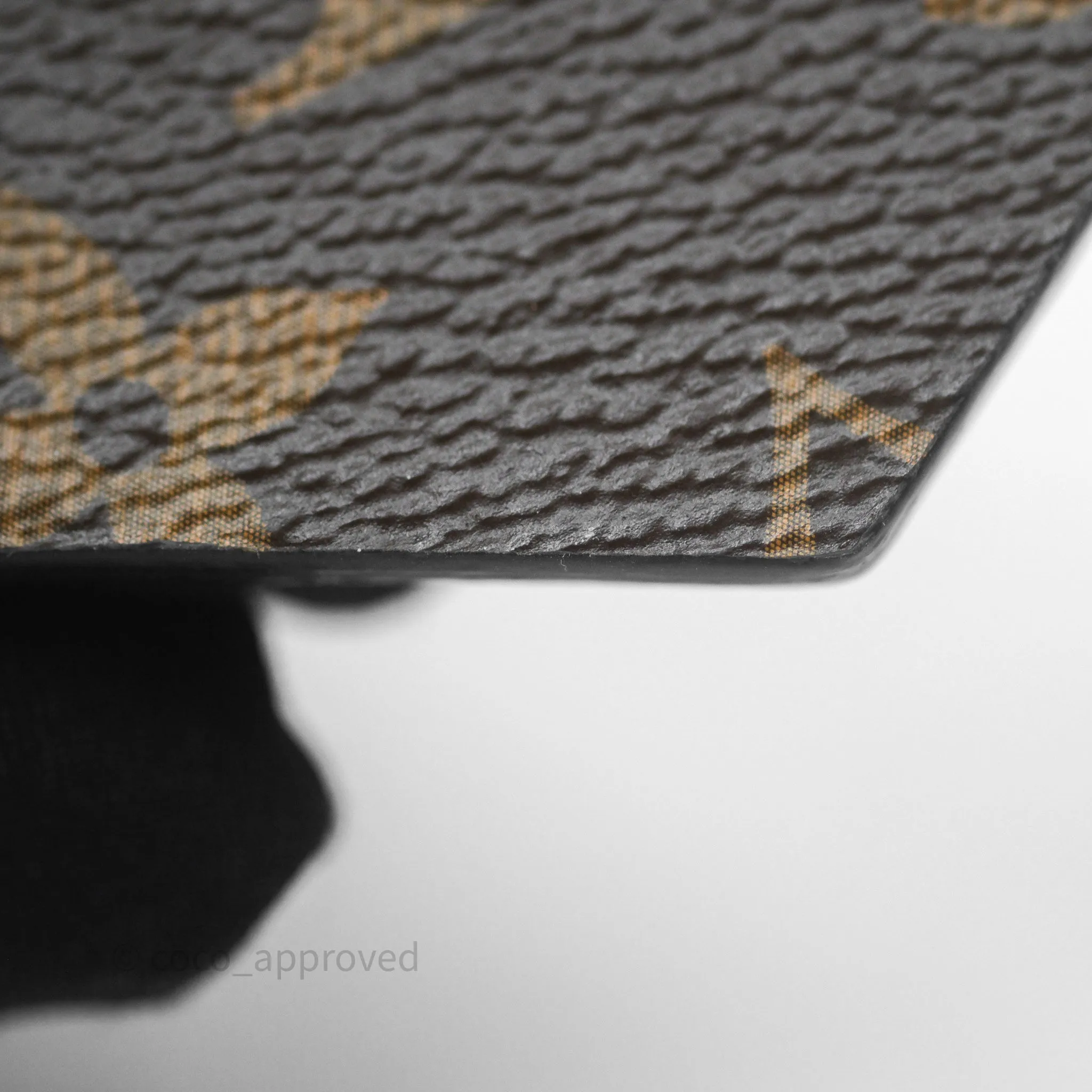 Louis Vuitton Spring Street Vernis Epi Monogram Black